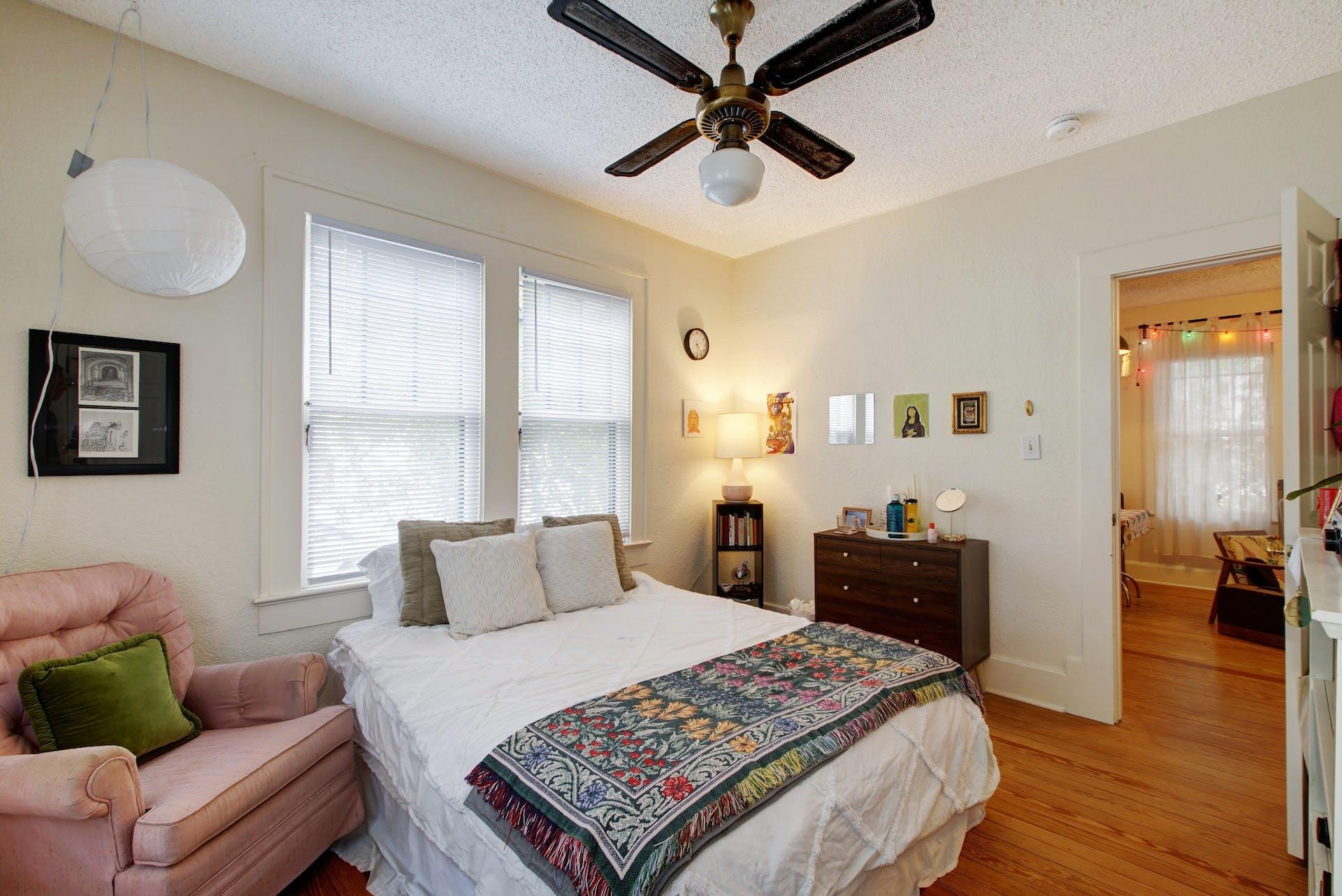 919 E 40th St, Austin, TX 78751