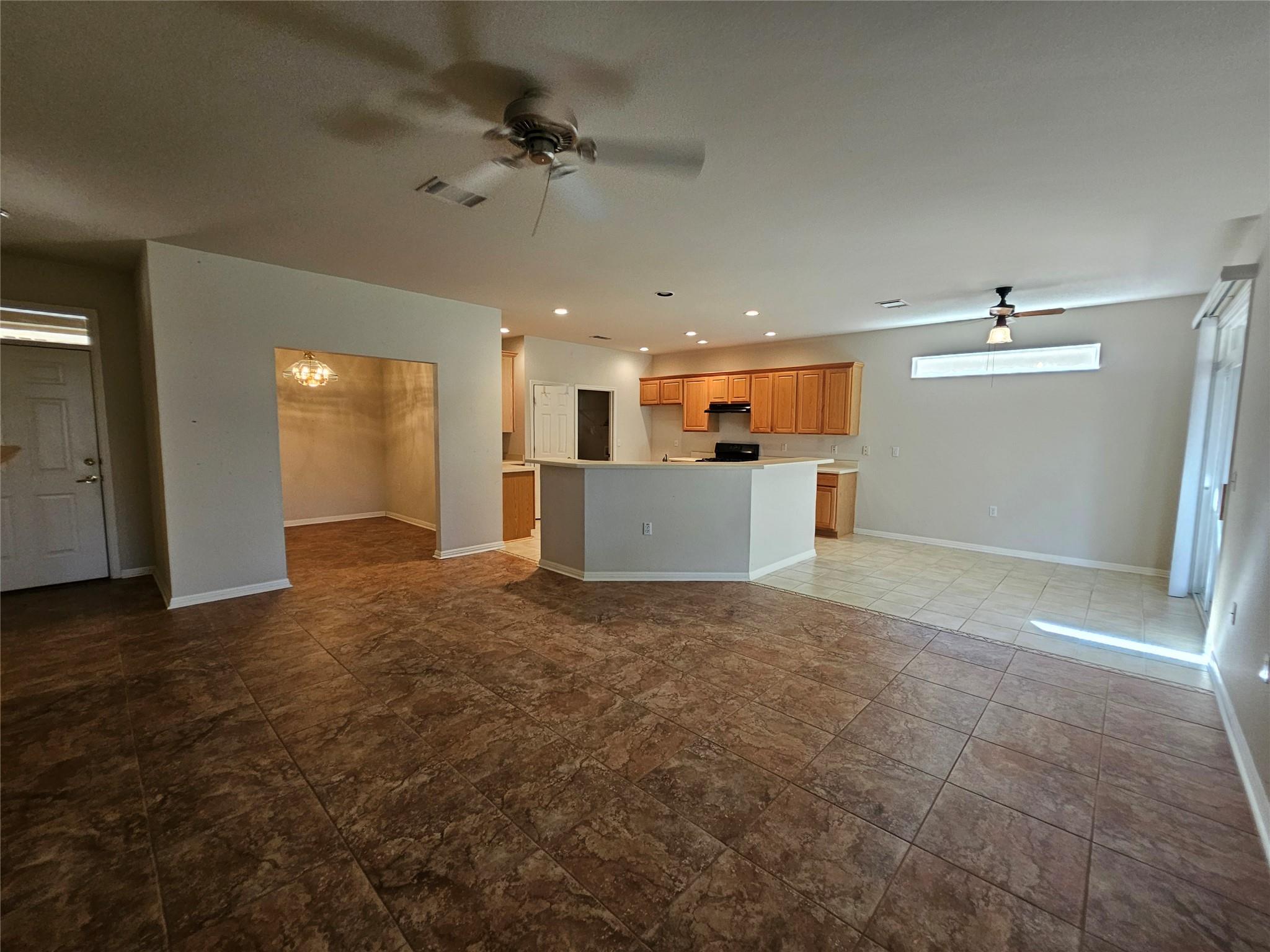 211 Red Poppy Trl, Georgetown, TX 78633