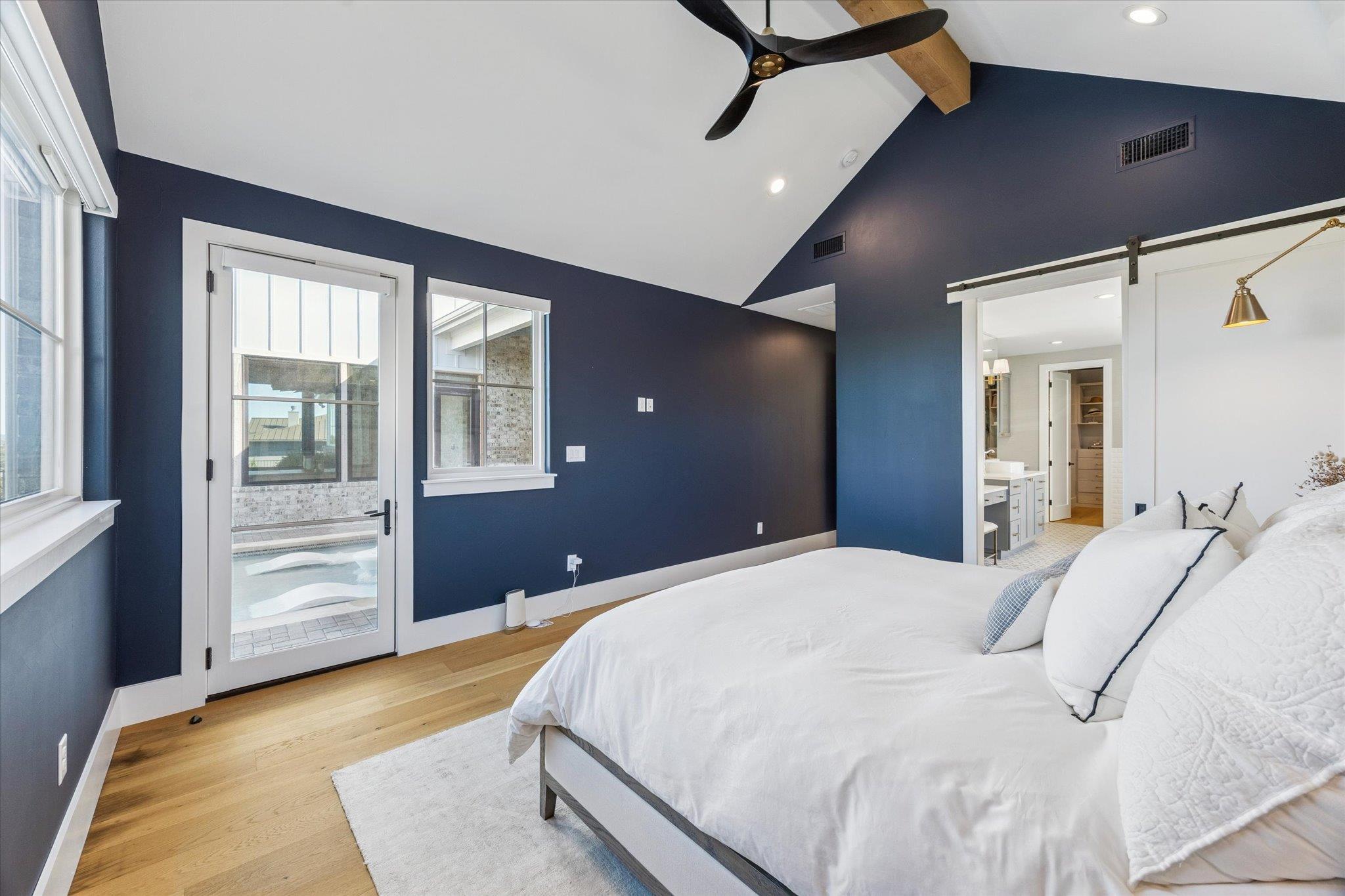 5000 Creek Meadow Cv, Spicewood, TX 78669