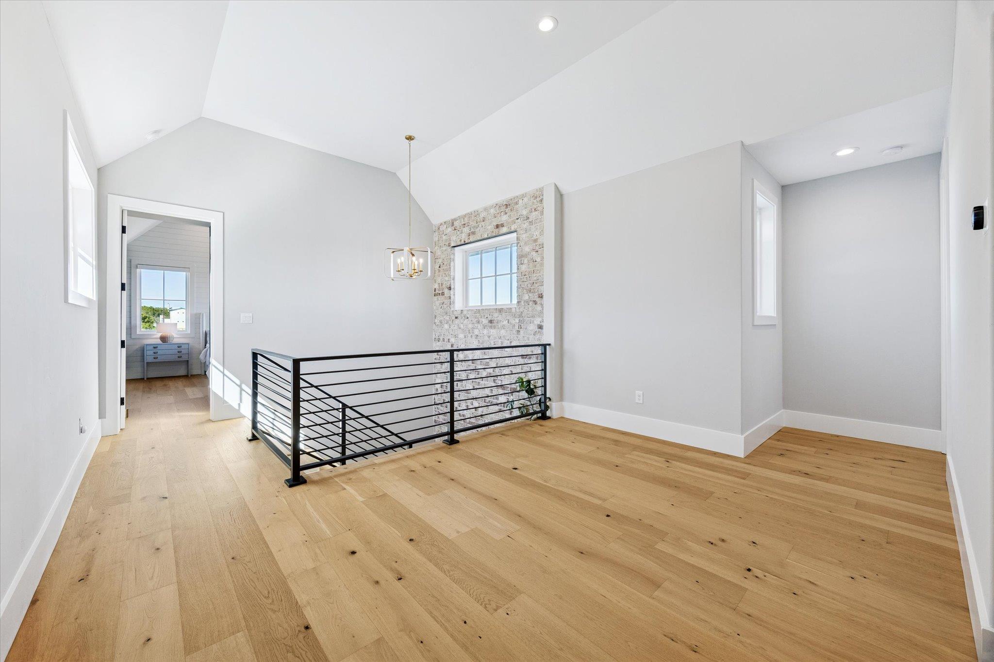 5000 Creek Meadow Cv, Spicewood, TX 78669