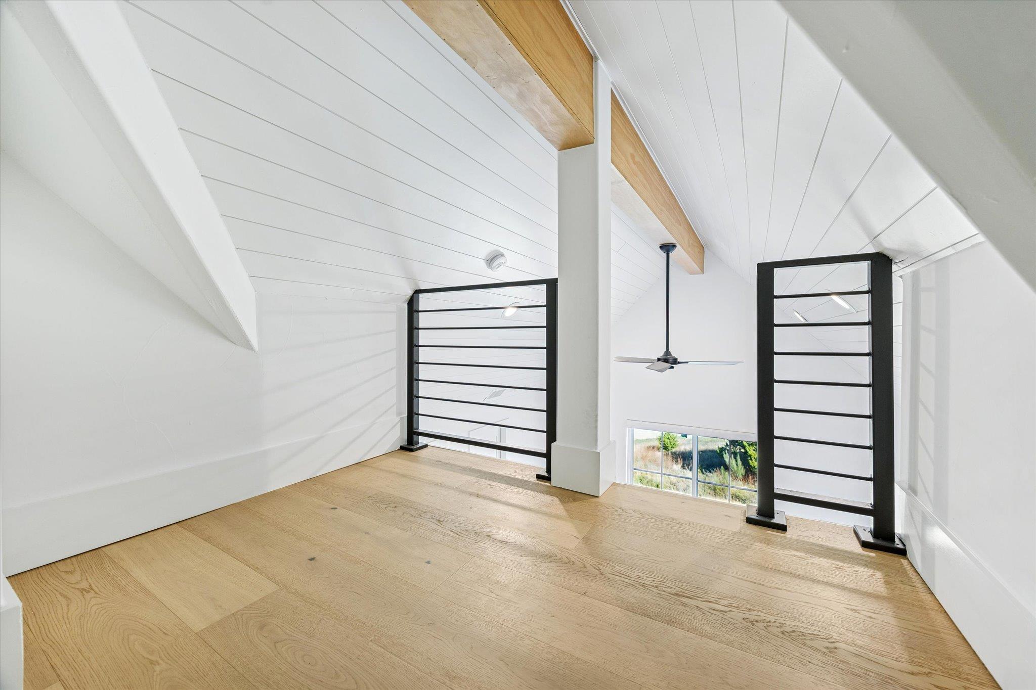 5000 Creek Meadow Cv, Spicewood, TX 78669