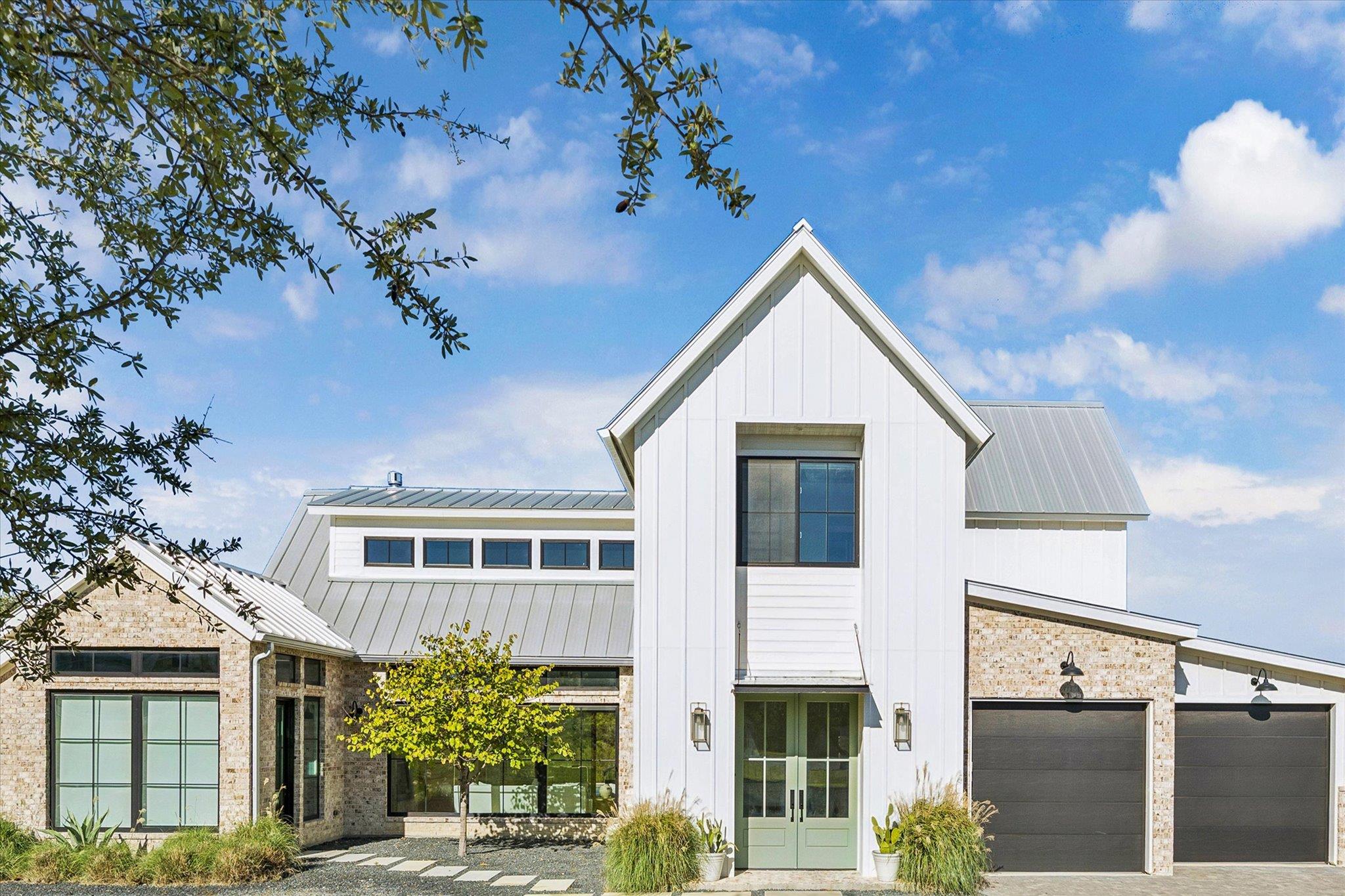 5000 Creek Meadow Cv, Spicewood, TX 78669