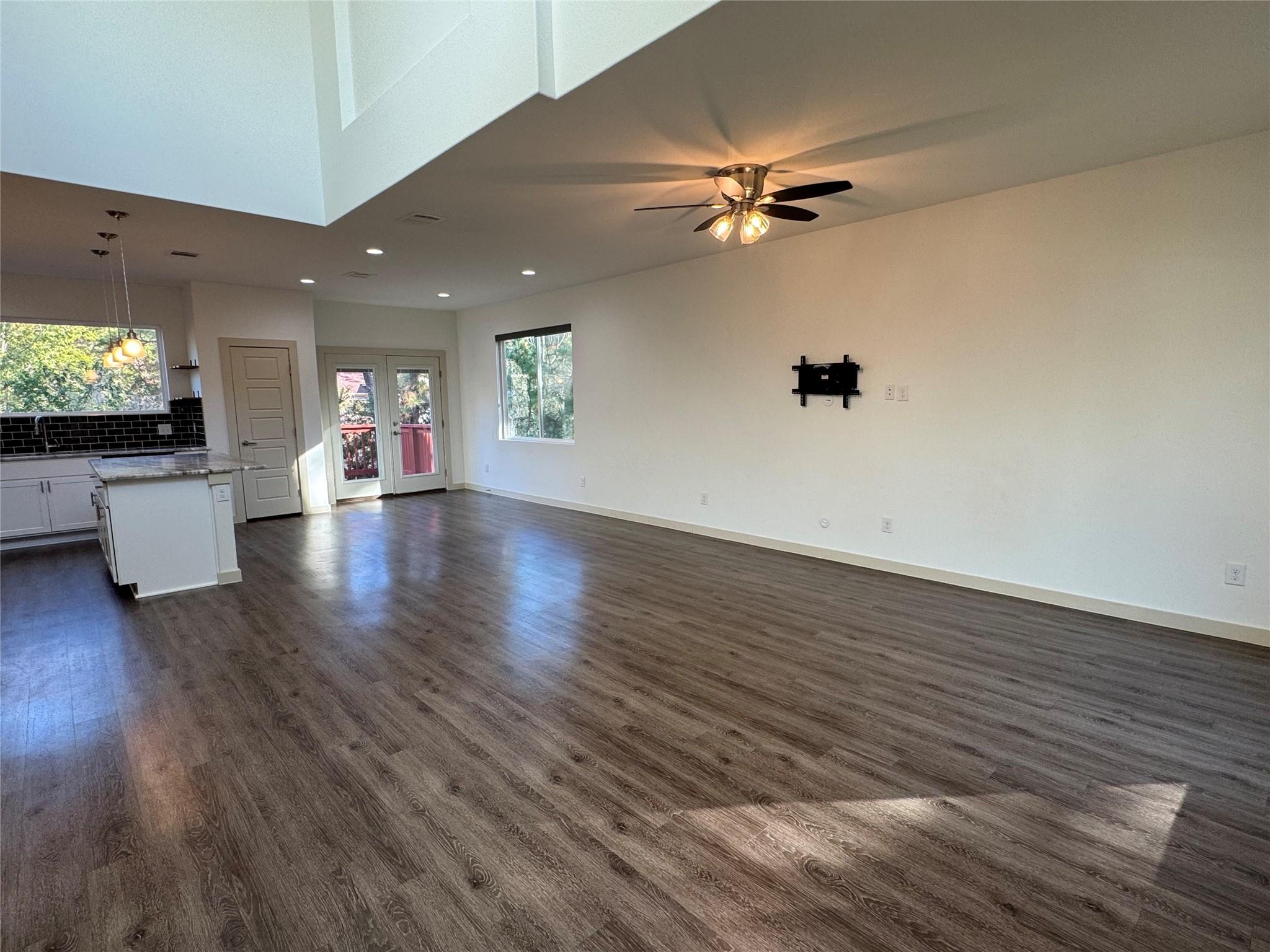 116 Kohala Ln, Bastrop, TX 78602