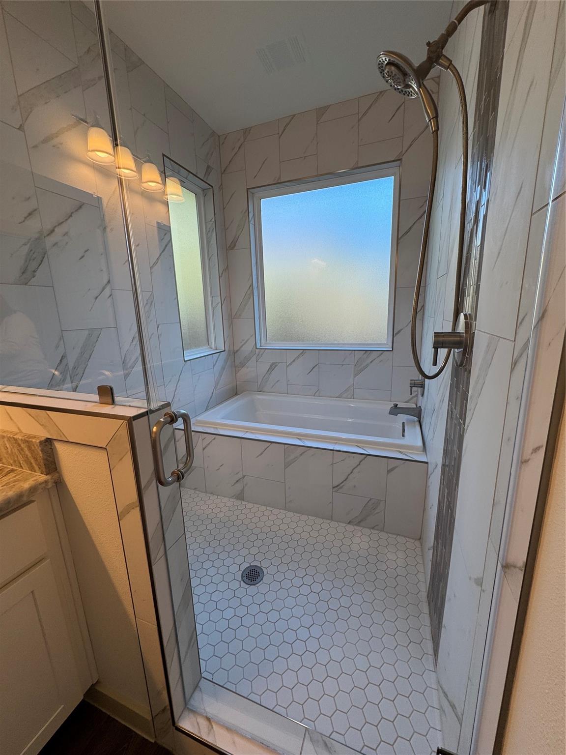 116 Kohala Ln, Bastrop, TX 78602