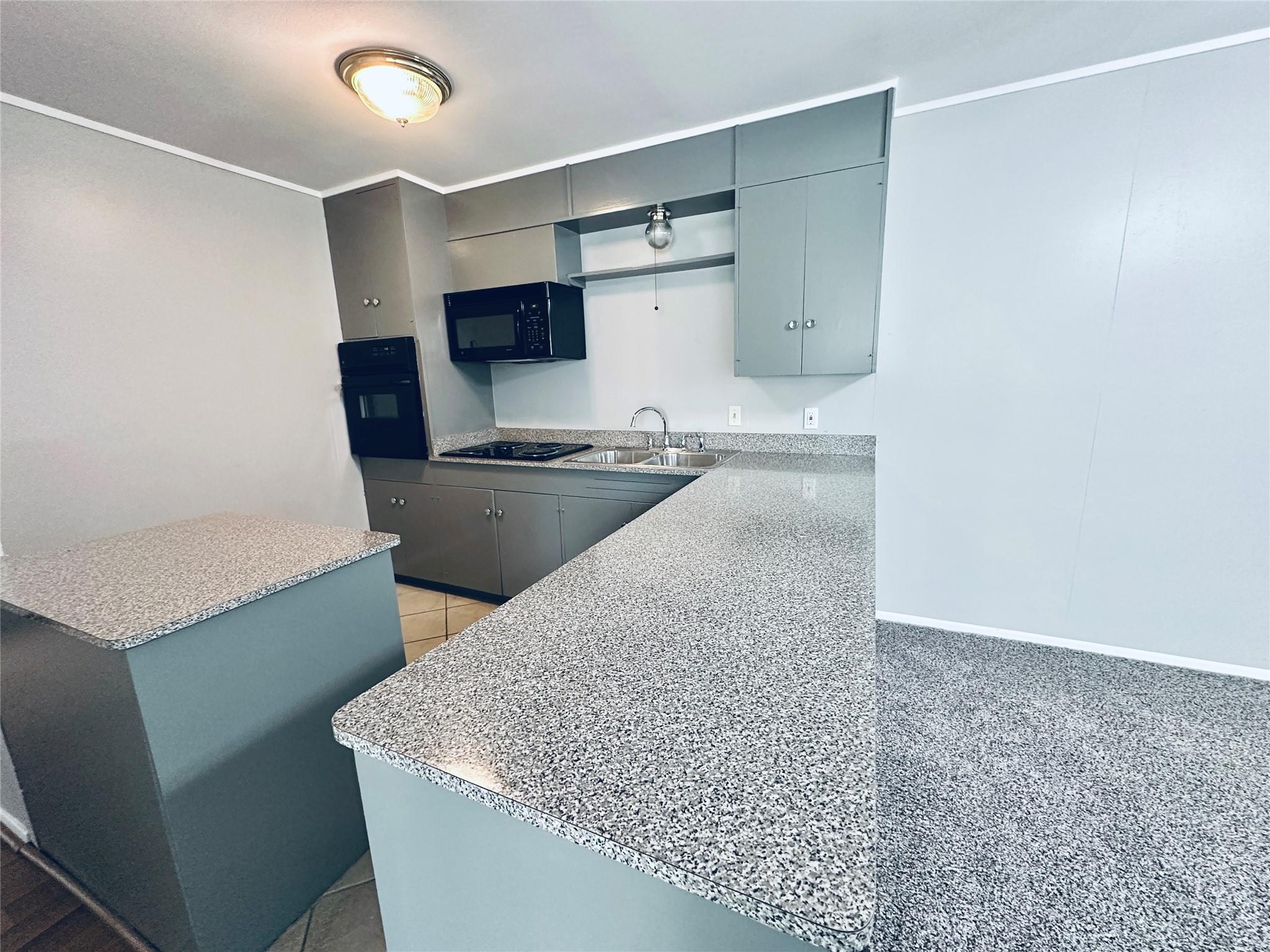 601 W 11th St # 127, Austin, TX 78701