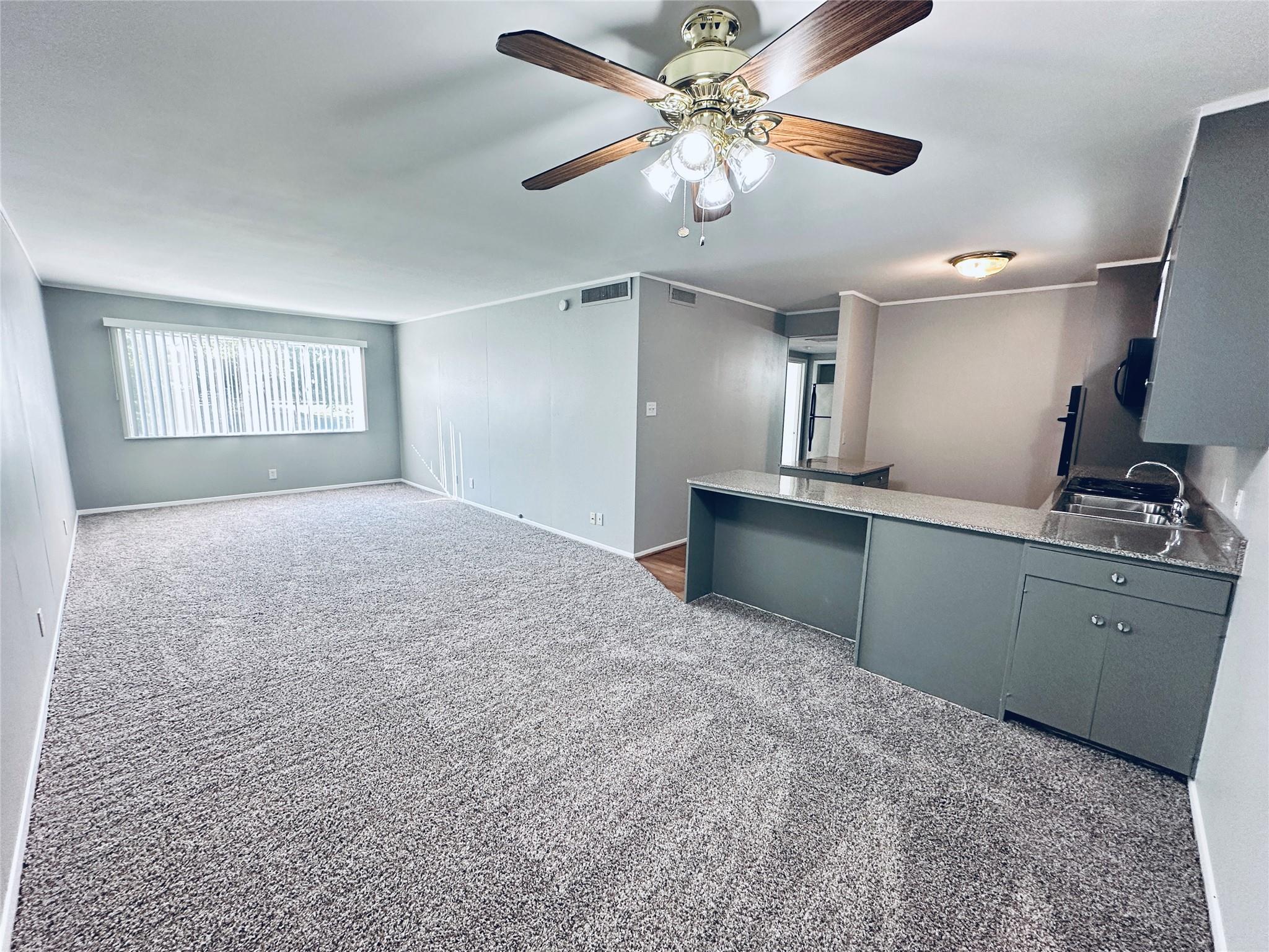 601 W 11th St # 127, Austin, TX 78701