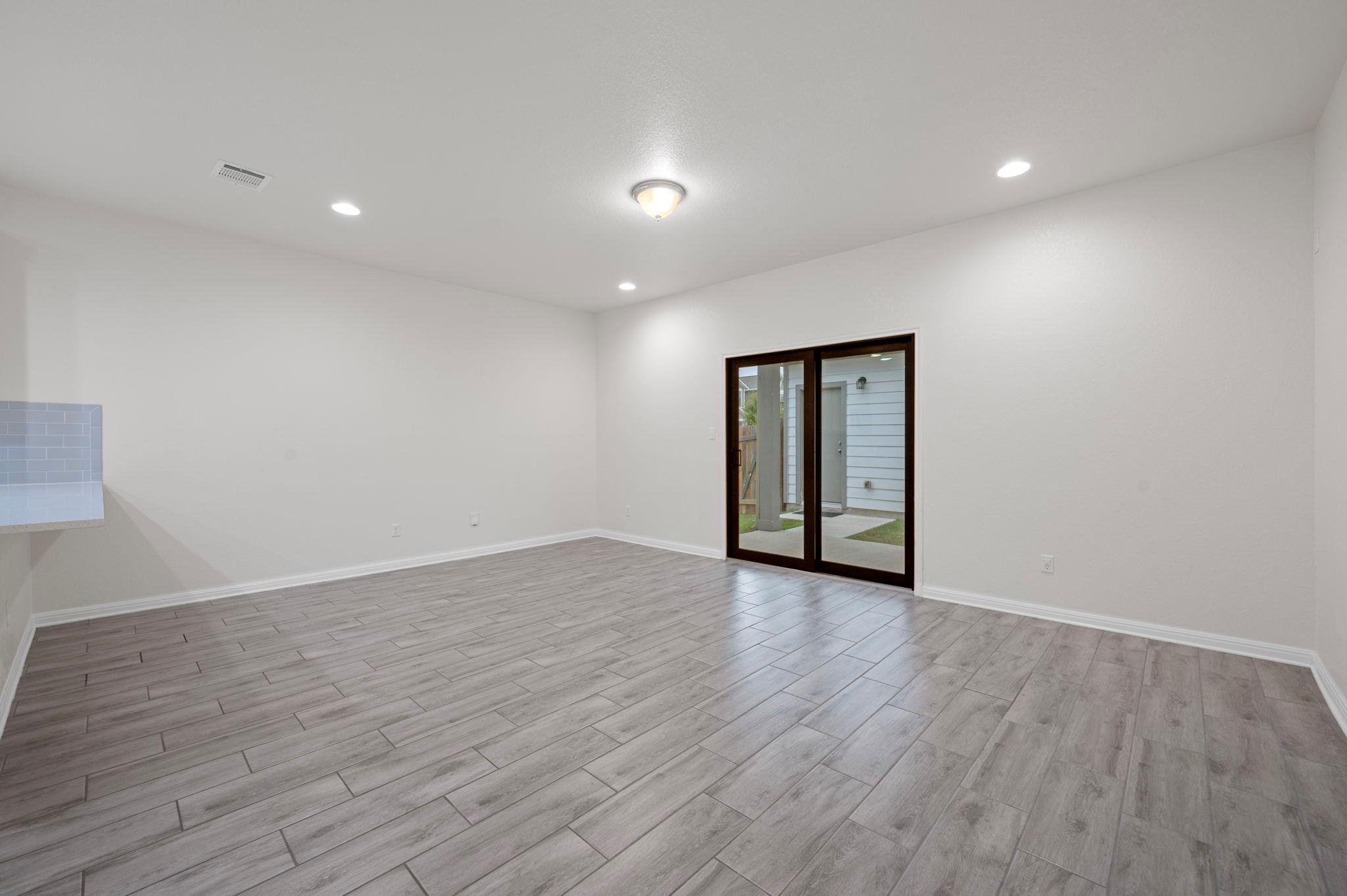 2004 Arendale Dr, Leander, TX 78641