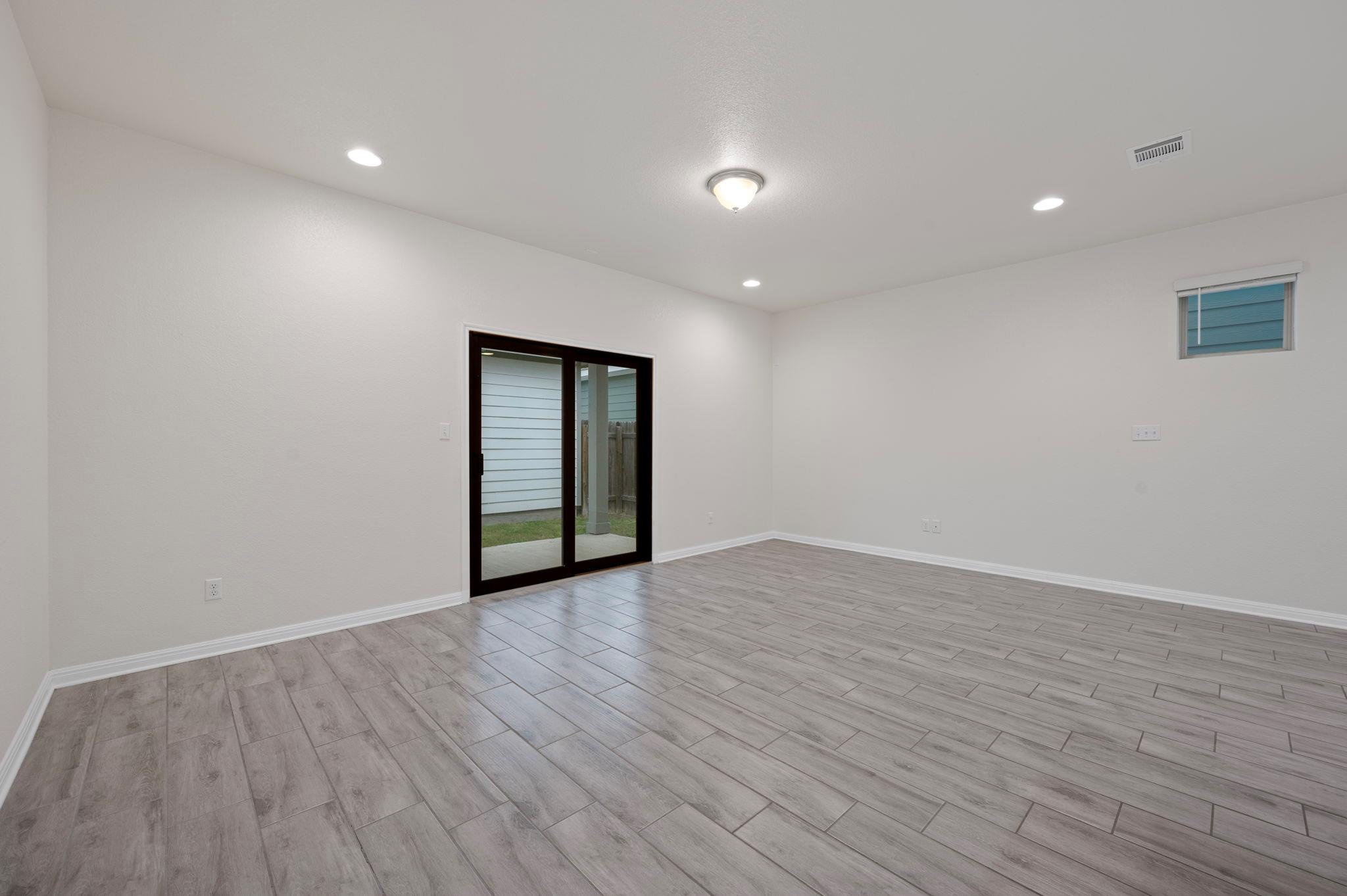 2004 Arendale Dr, Leander, TX 78641