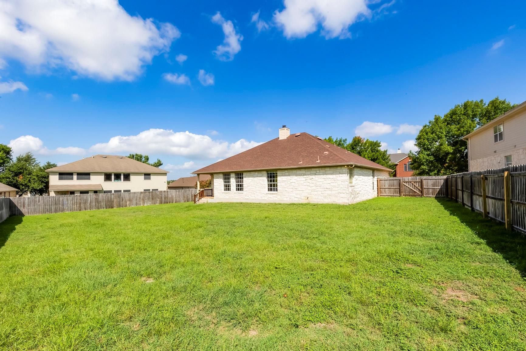 1107 Saint John Ct, Pflugerville, TX 78660