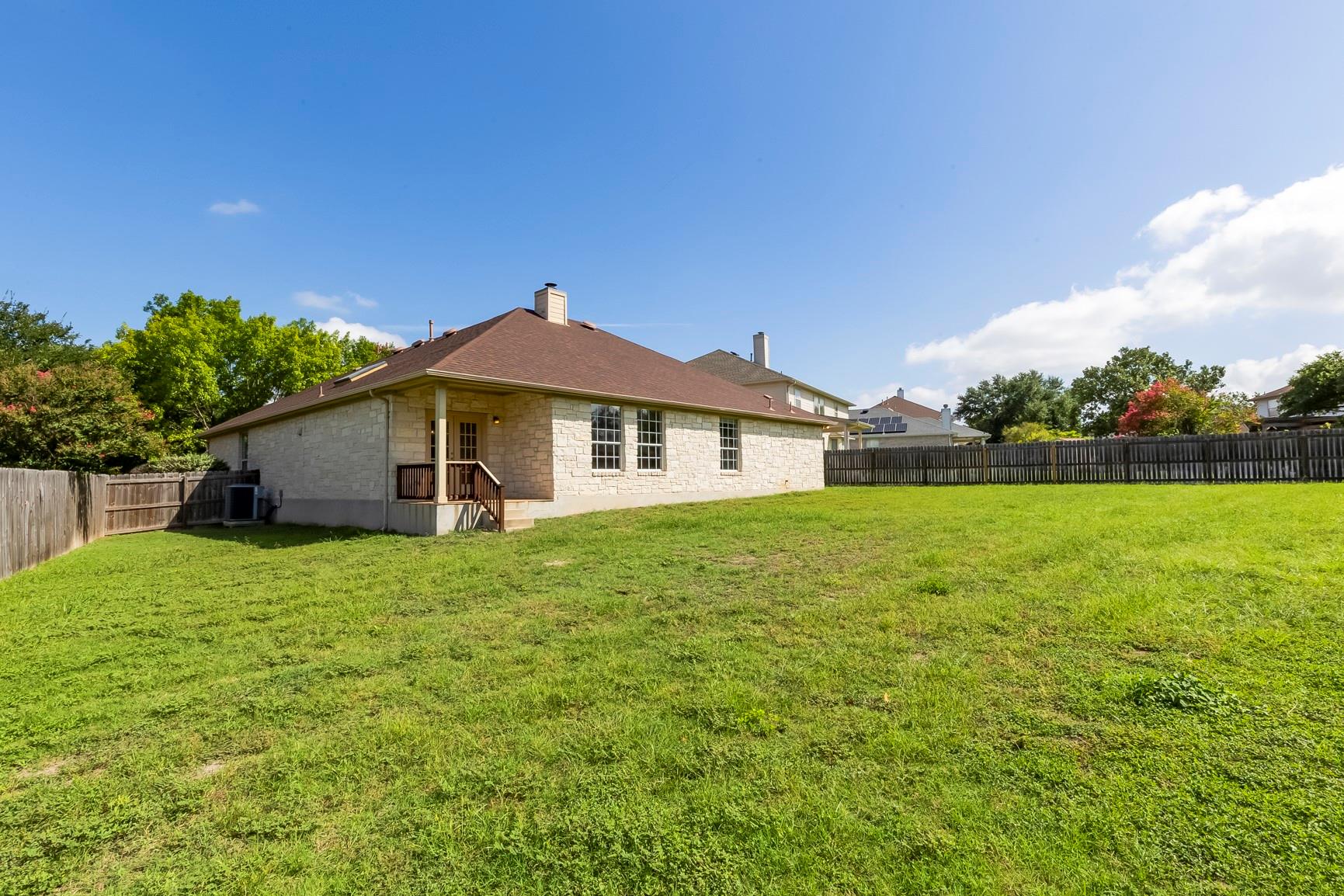 1107 Saint John Ct, Pflugerville, TX 78660