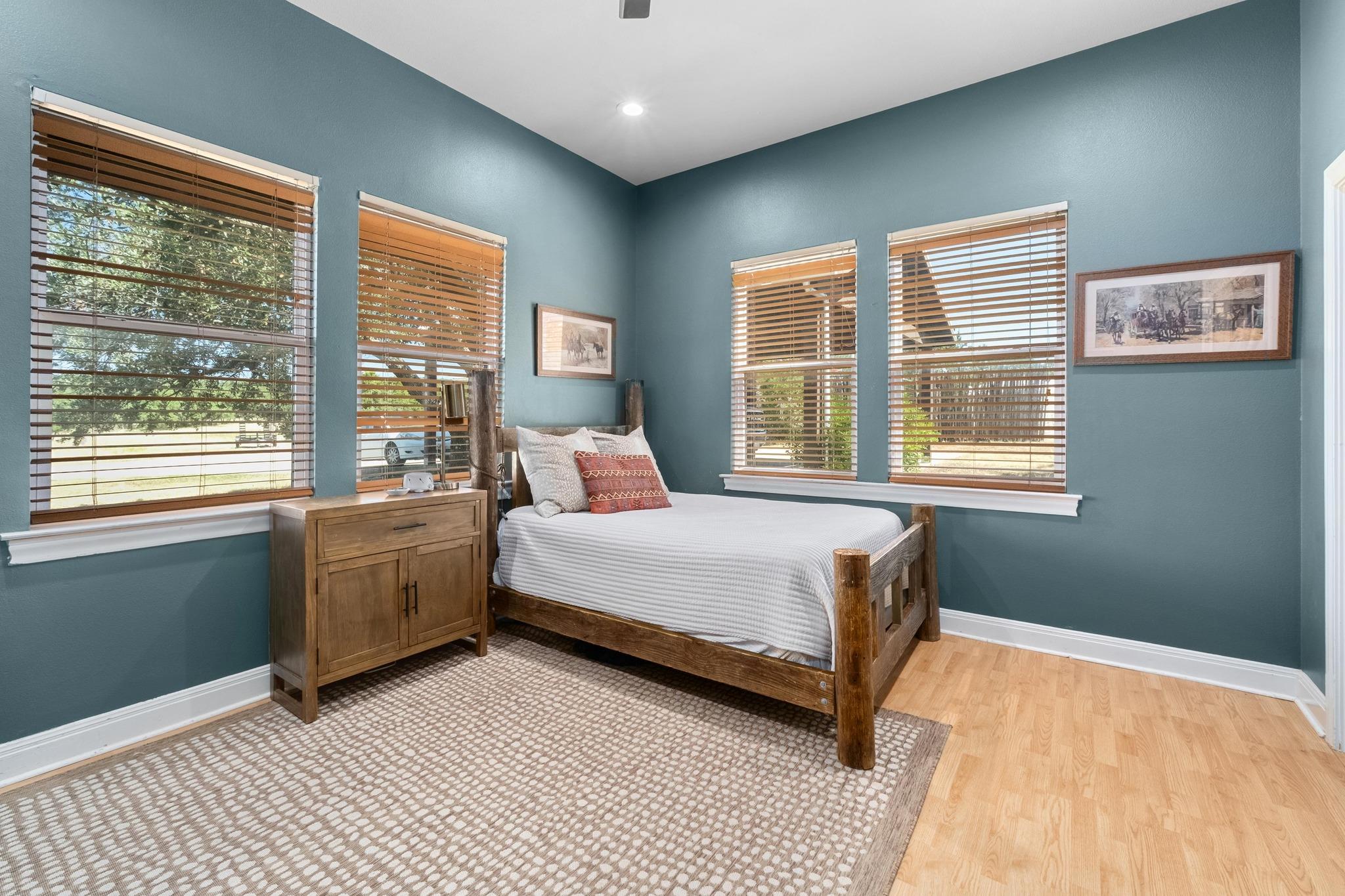 2300 W Fitzhugh Rd, Dripping Springs, TX 78620