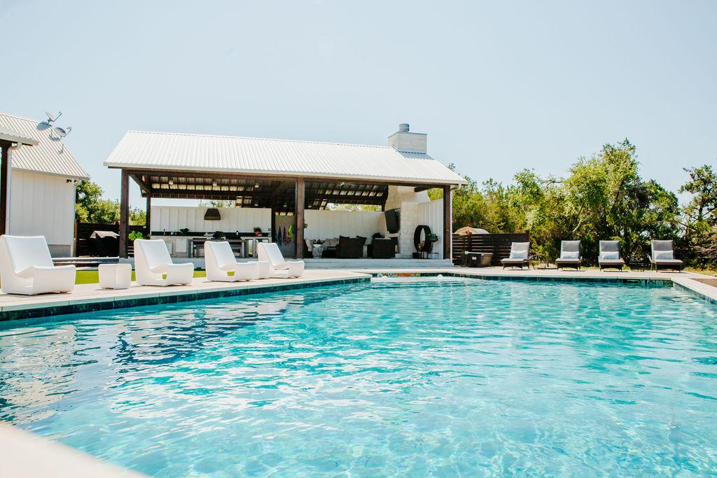 2300 W Fitzhugh Rd, Dripping Springs, TX 78620