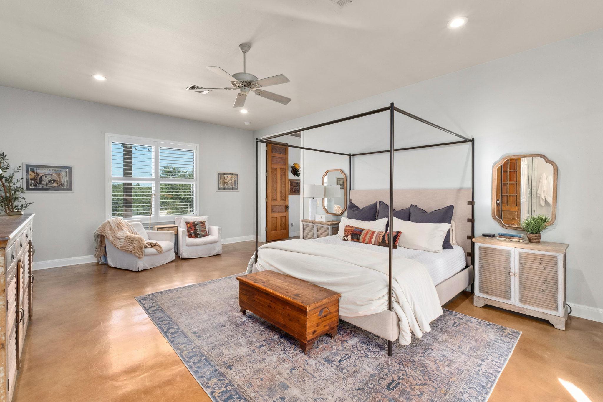 2300 W Fitzhugh Rd, Dripping Springs, TX 78620