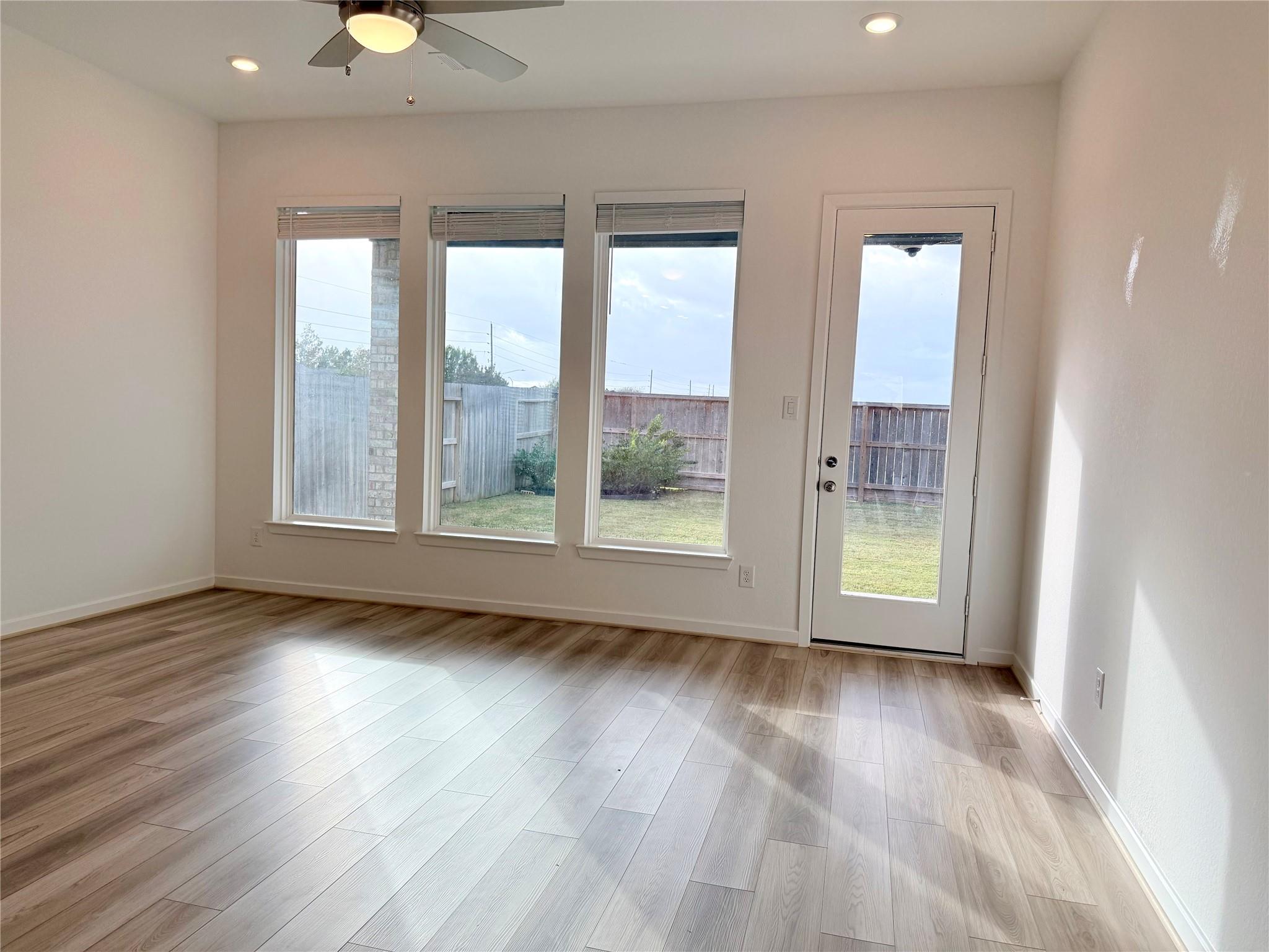 9922 Sunflower Mist Ln, Richmond, TX 77407