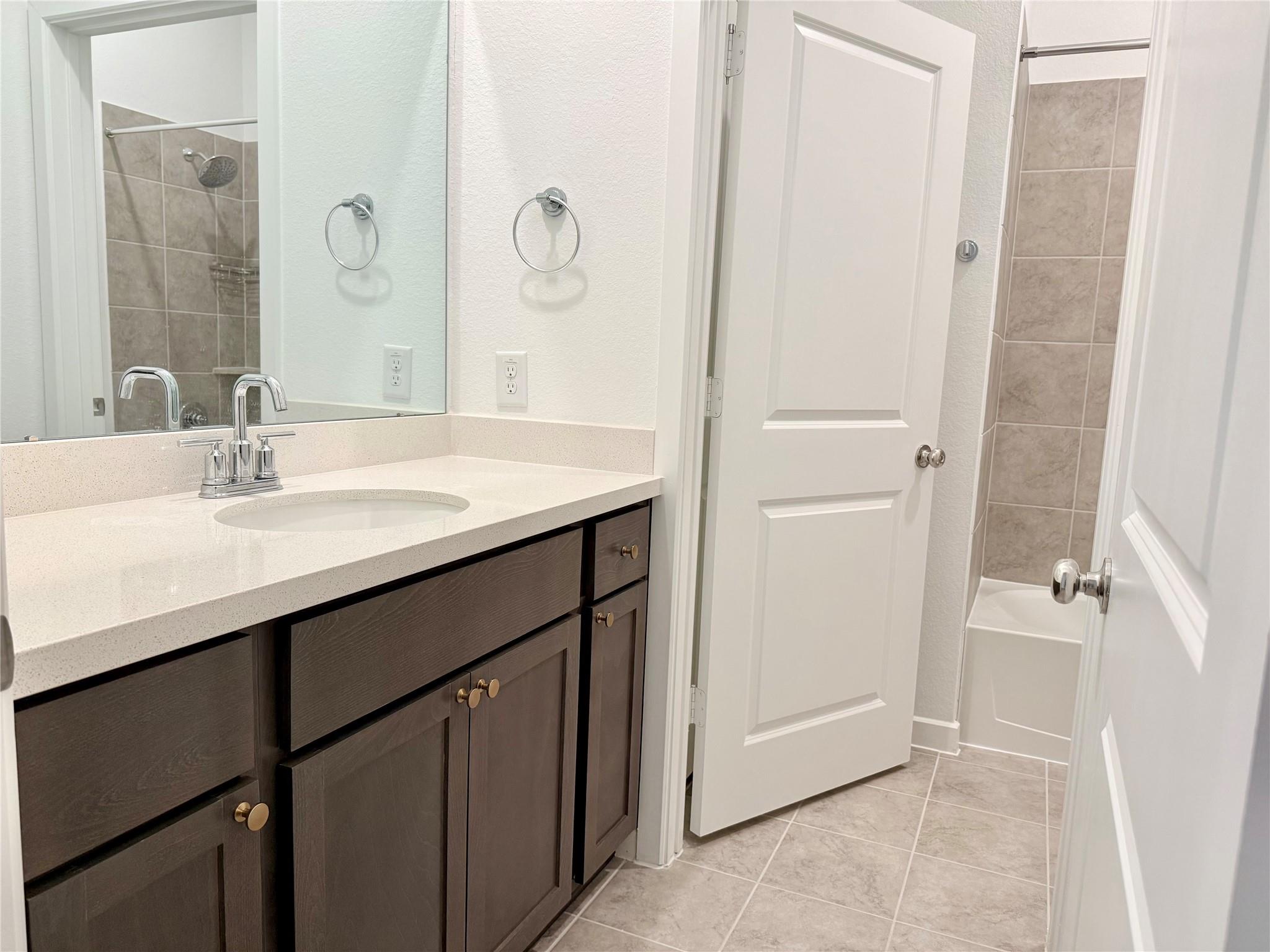 9922 Sunflower Mist Ln, Richmond, TX 77407