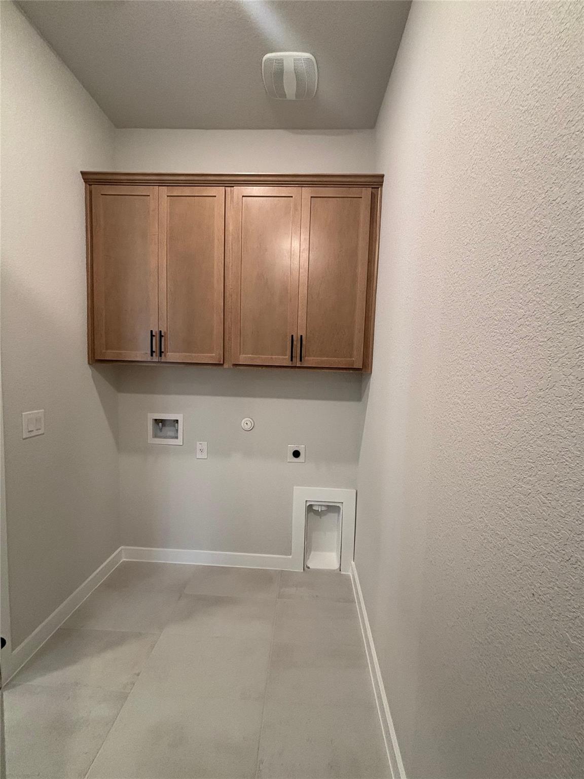 2204 Spokane Dr, Leander, TX 78641