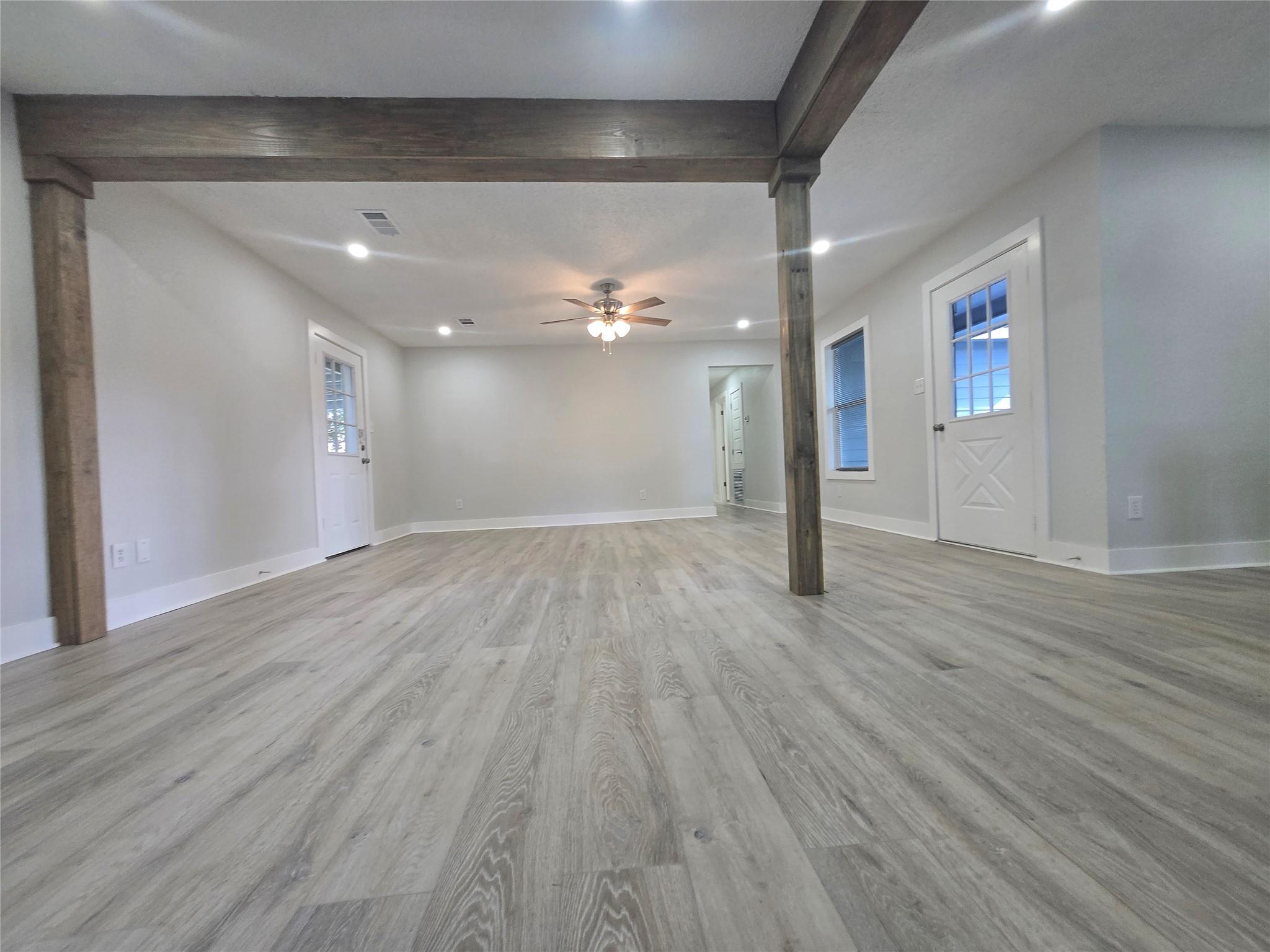 802 Front St, Columbus, TX 78943