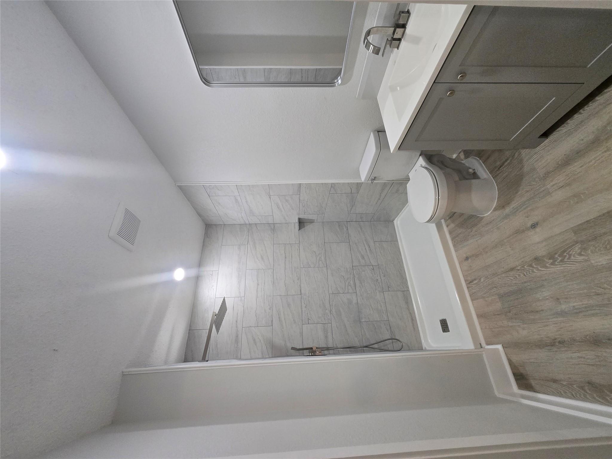 802 Front St, Columbus, TX 78943