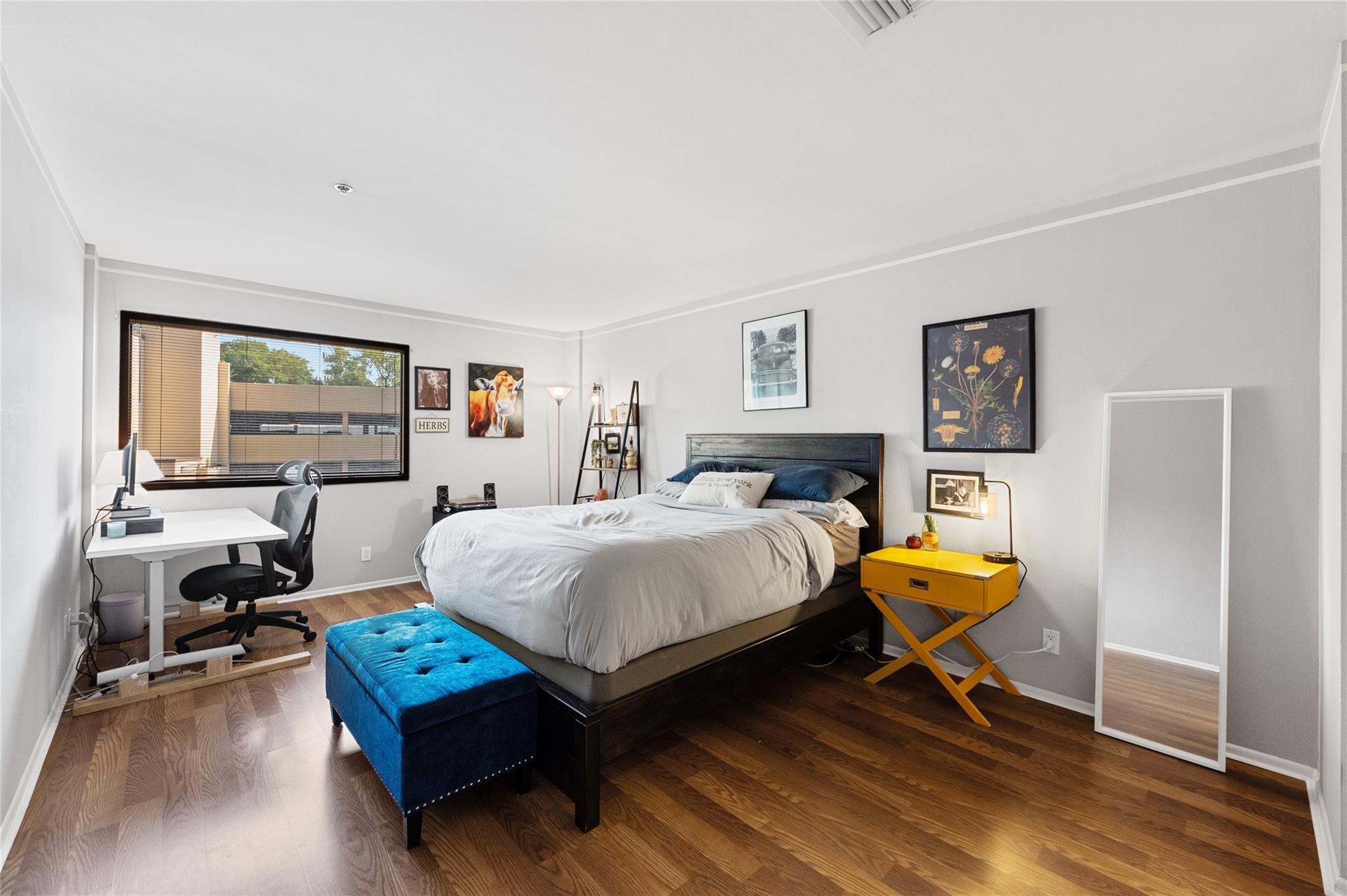 40 N Interstate Highway 35 # 2B2, Austin, TX 78701