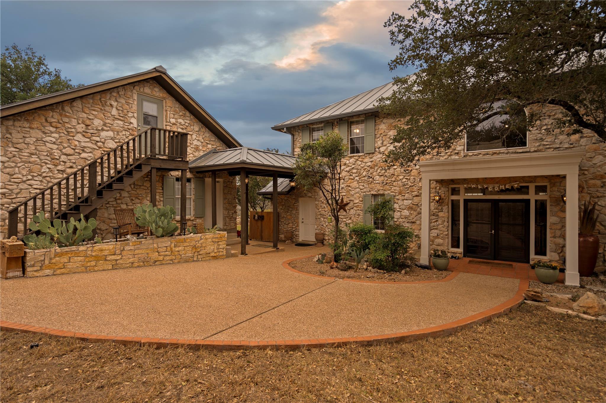 5229 Hupedo Ranch Rd, Spicewood, TX 78669