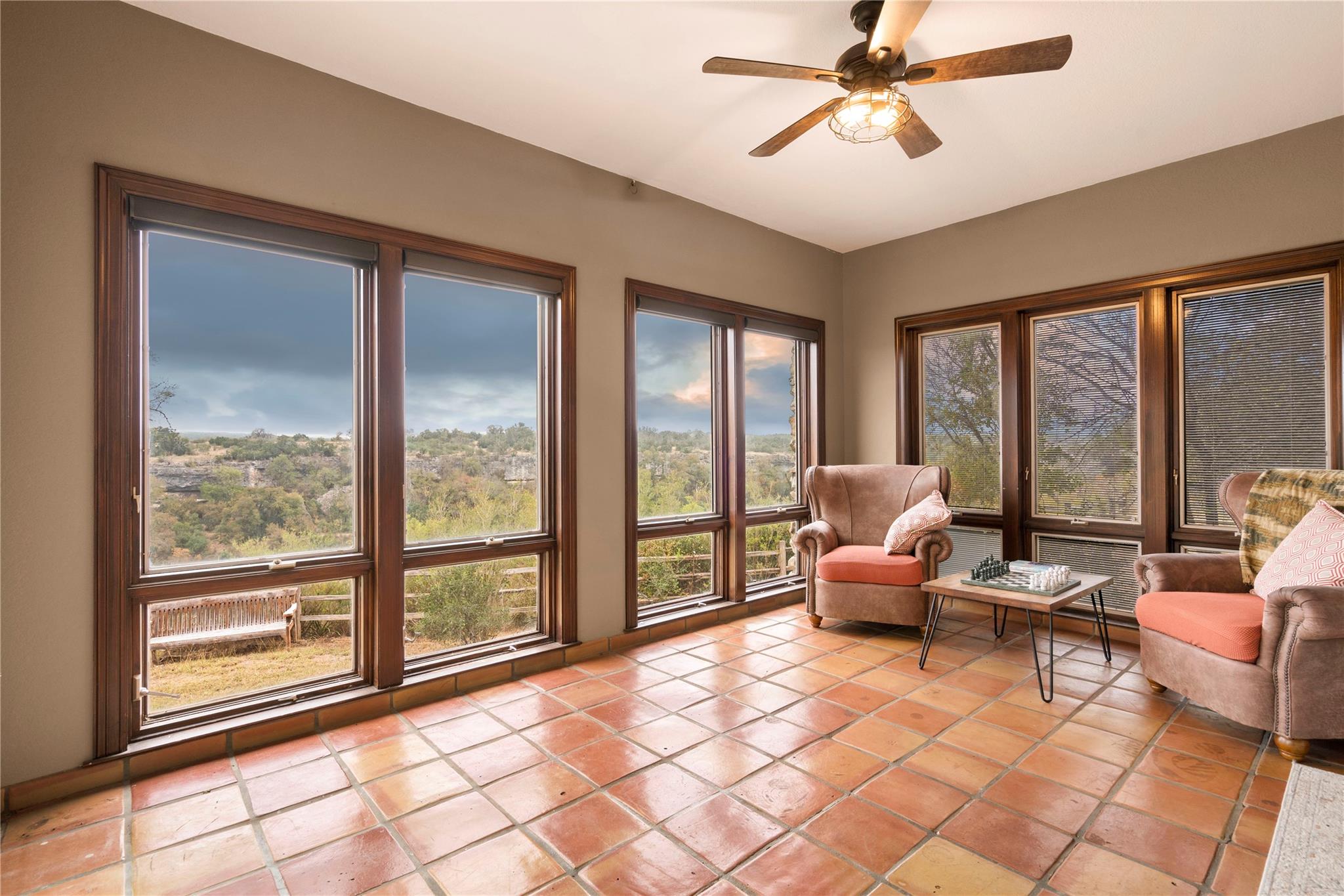 5229 Hupedo Ranch Rd, Spicewood, TX 78669