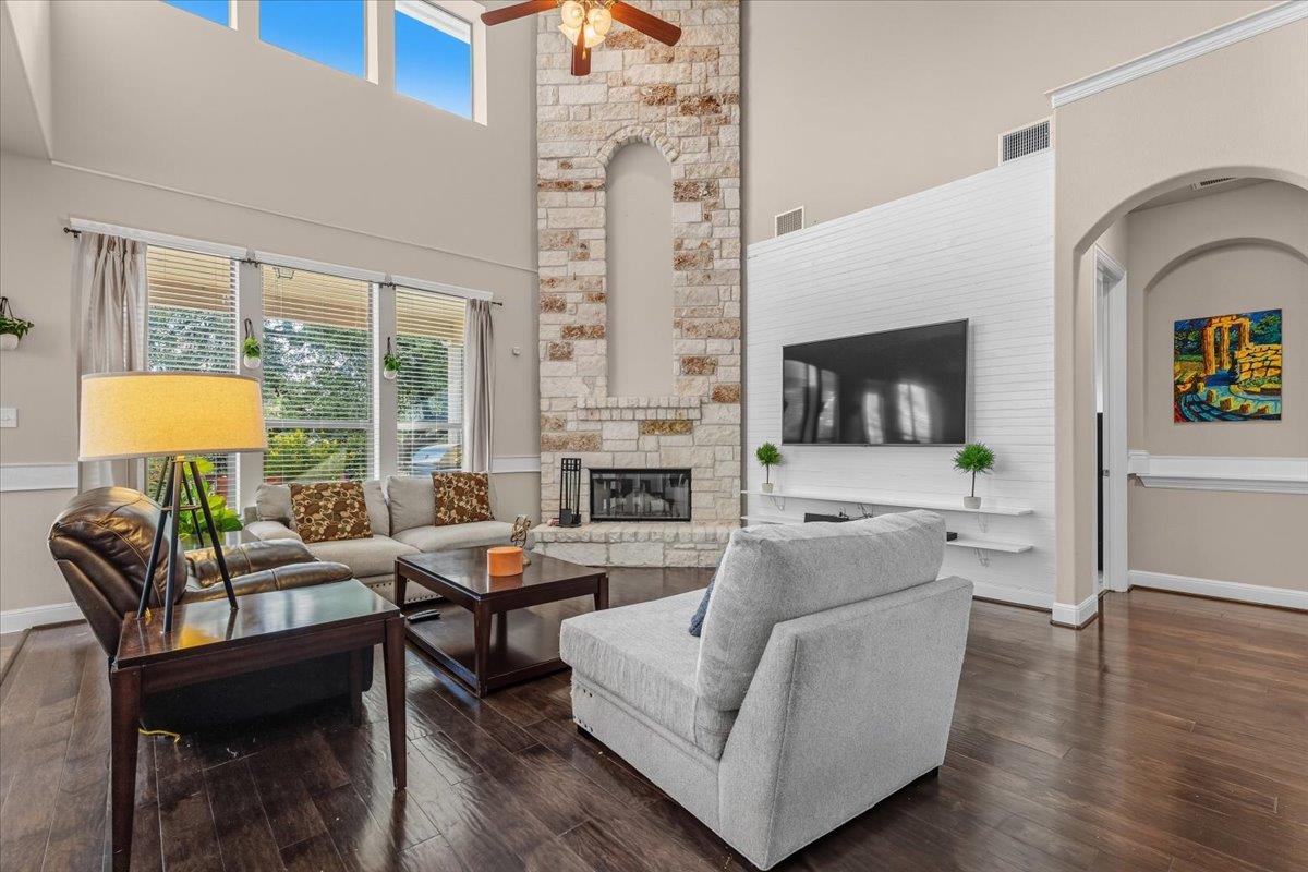 1436 Flint Rock Loop, Driftwood, TX 78619