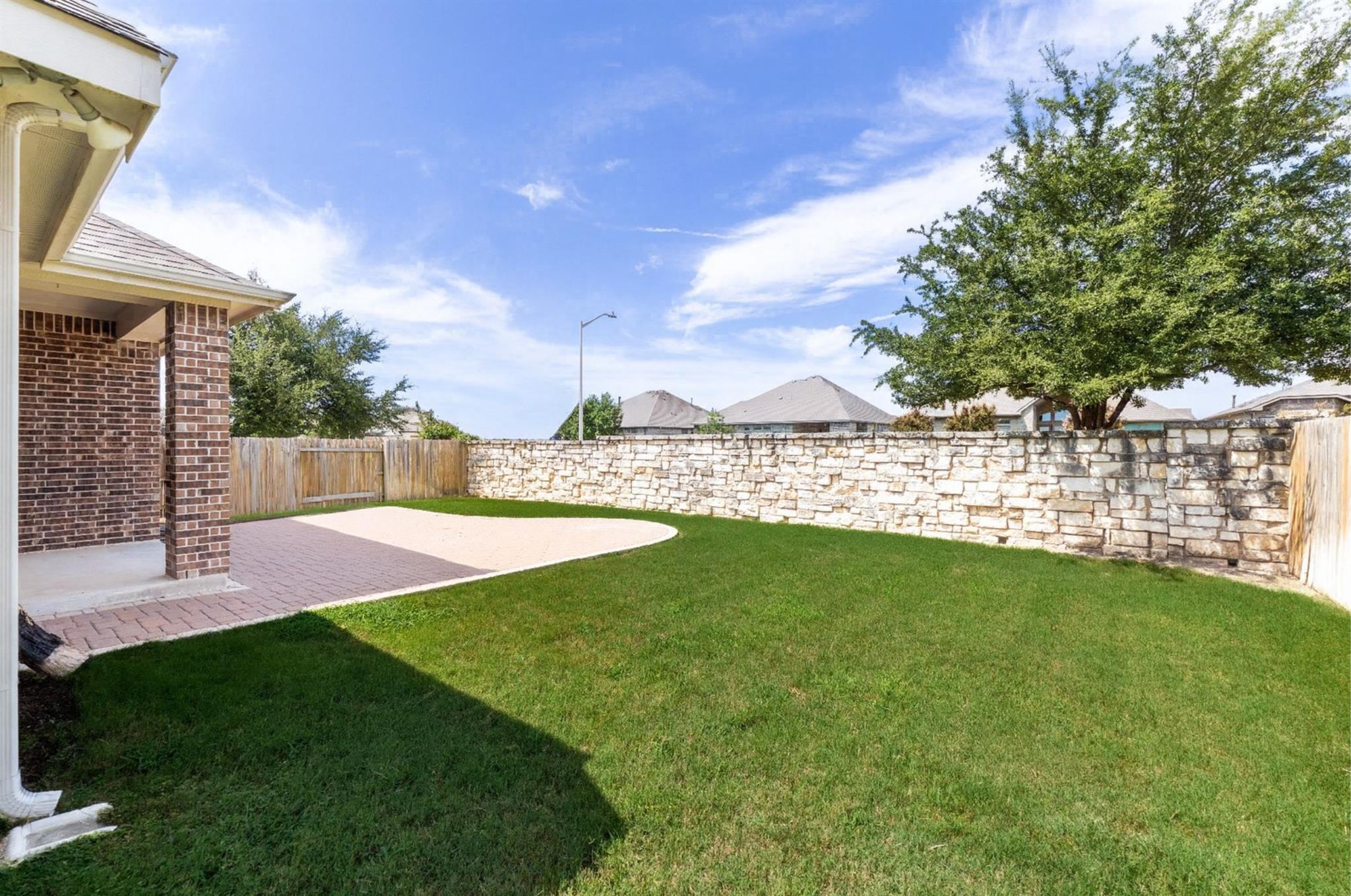 4216 Hannover Way, Round Rock, TX 78681
