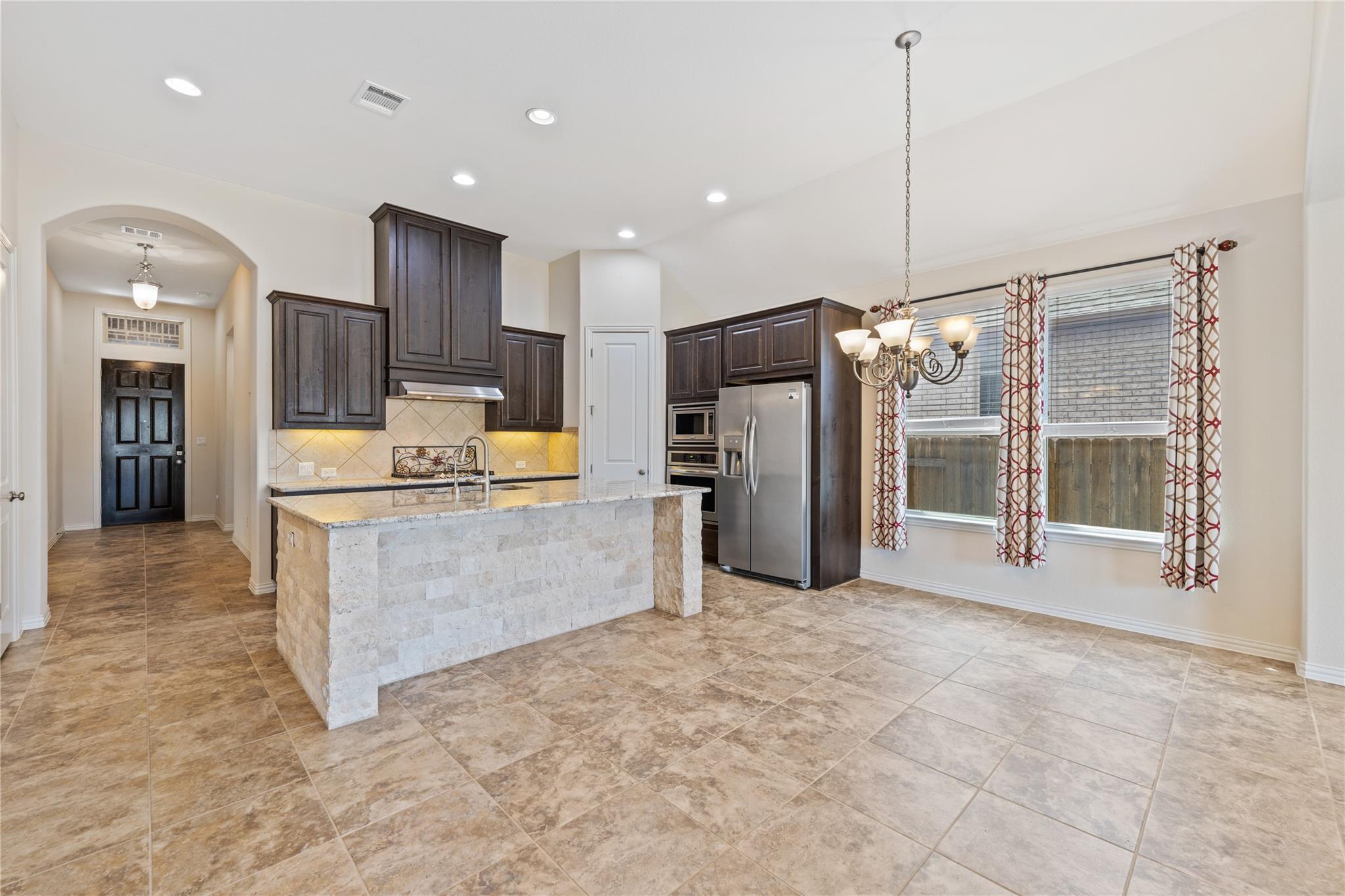 4216 Hannover Way, Round Rock, TX 78681