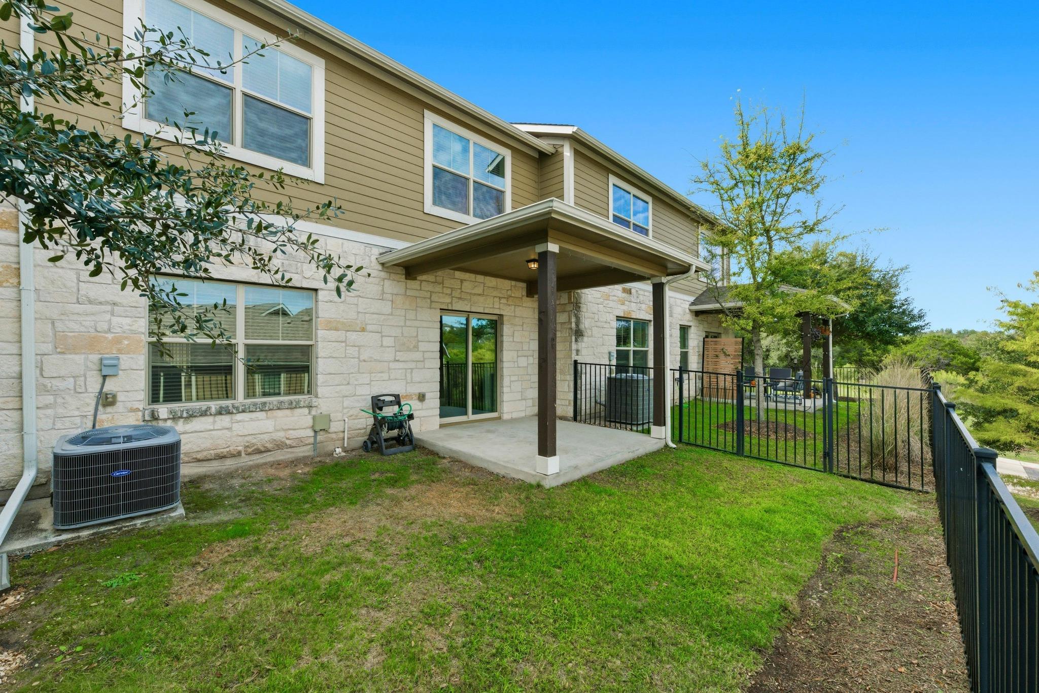 516 E Slaughter Ln # 2402, Austin, TX 78744