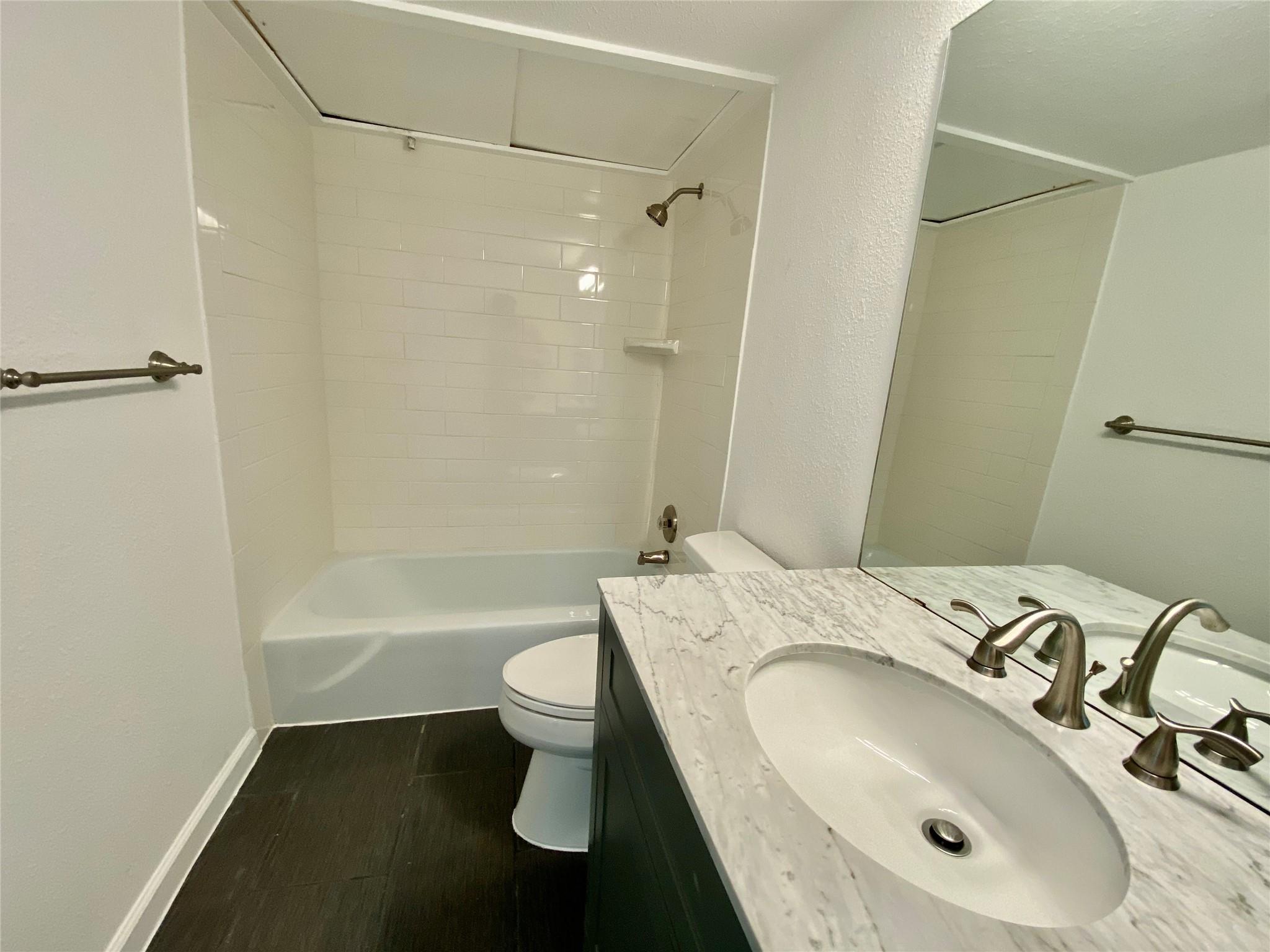 807 Blanco St # 304, Austin, TX 78703