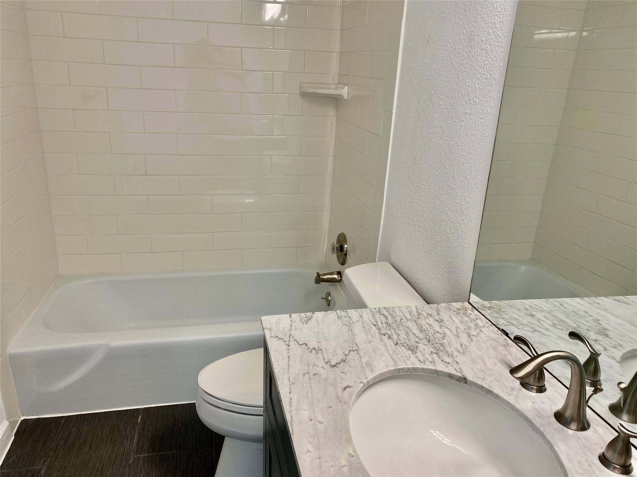 807 Blanco St # 304, Austin, TX 78703