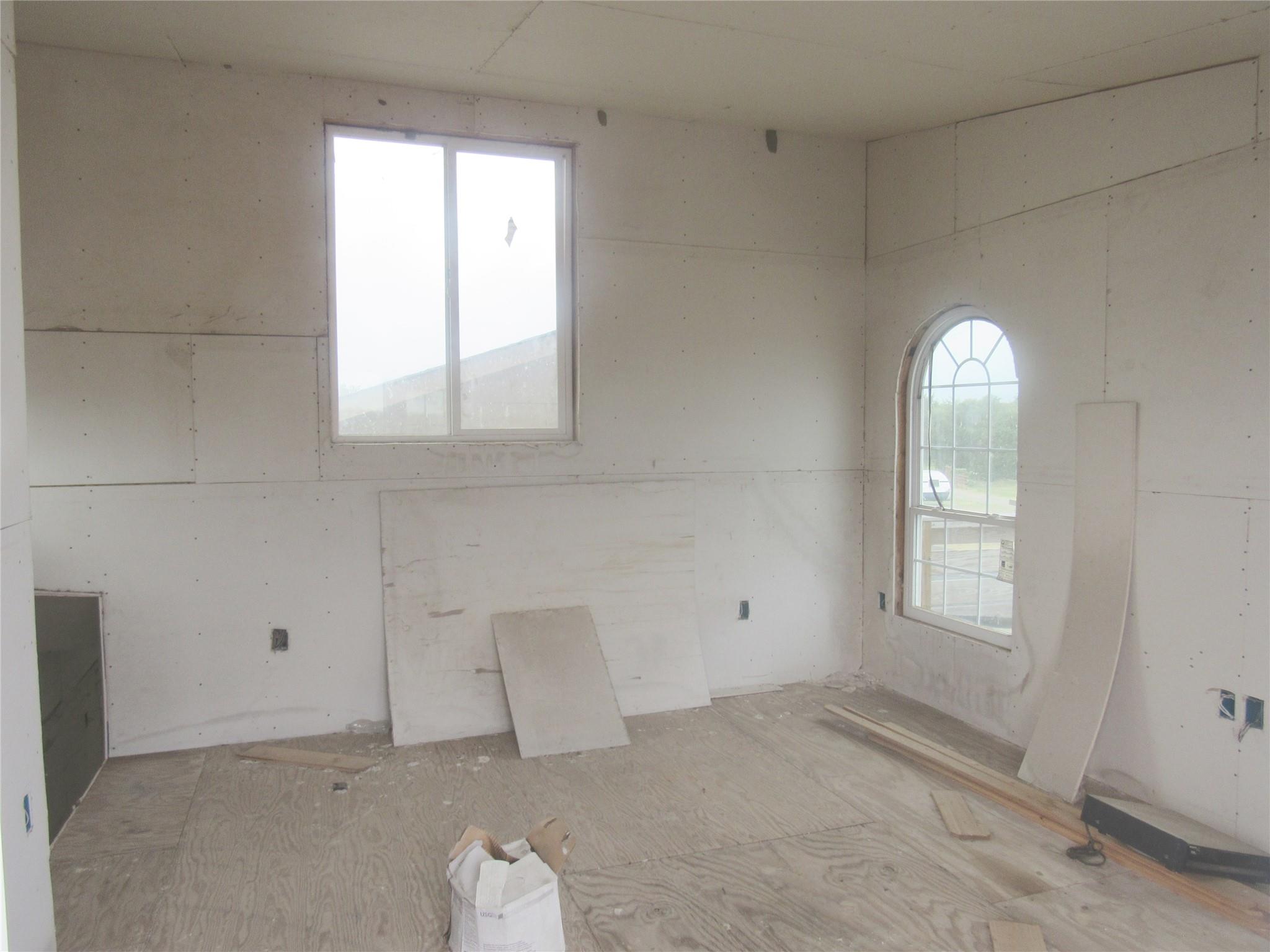 353 Littig Rd, Elgin, TX 78621