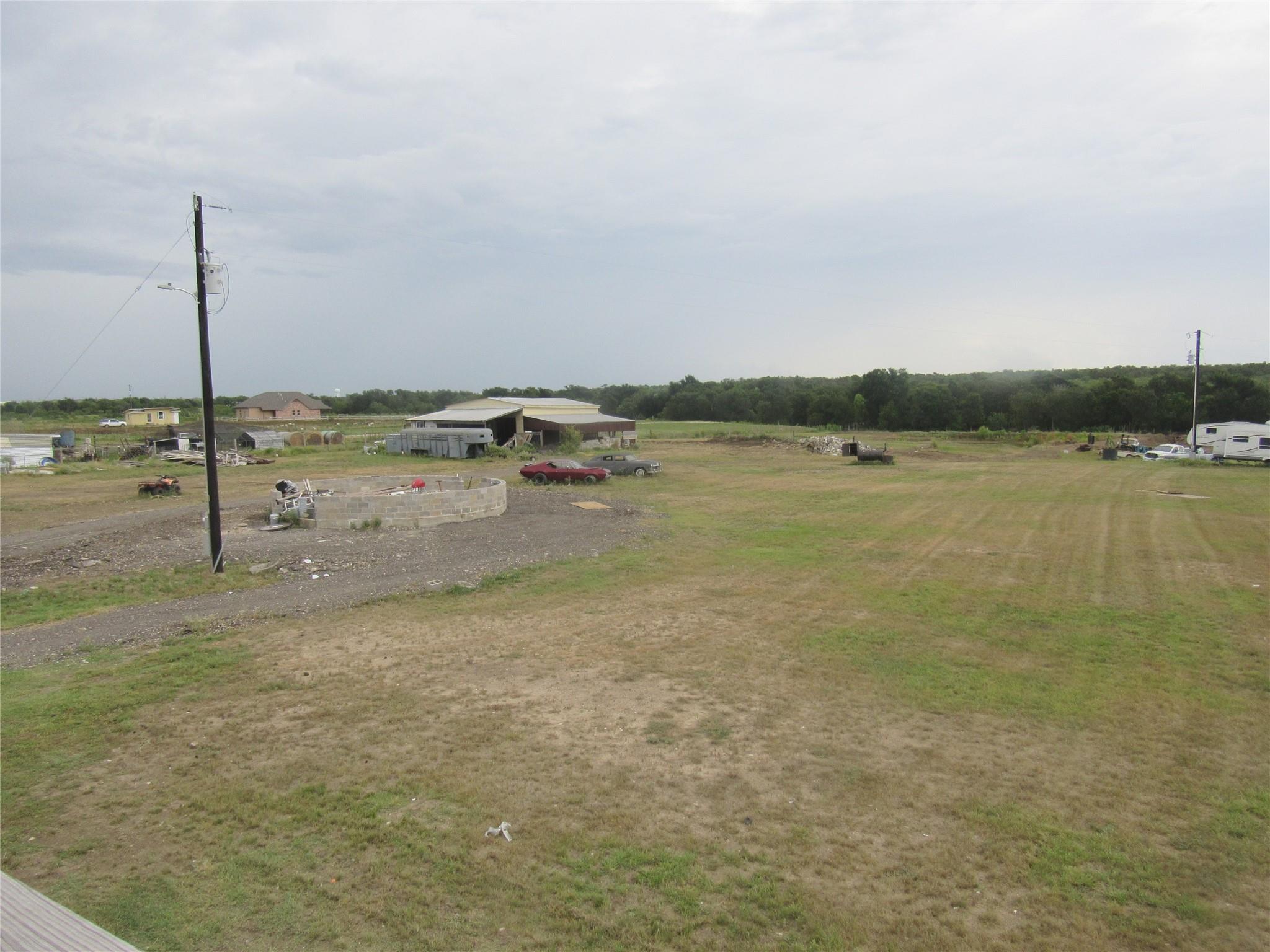 353 Littig Rd, Elgin, TX 78621