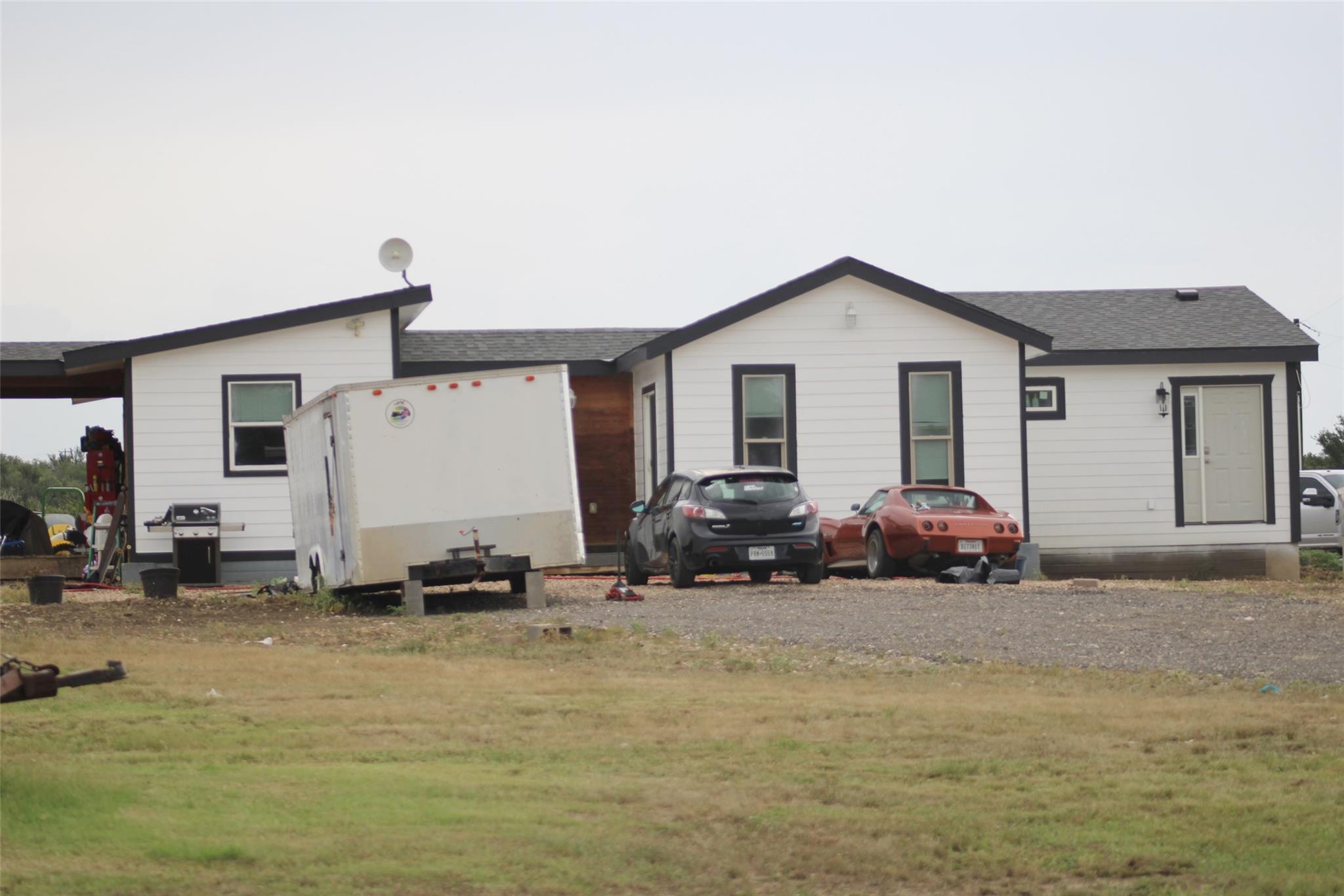 353 Littig Rd, Elgin, TX 78621