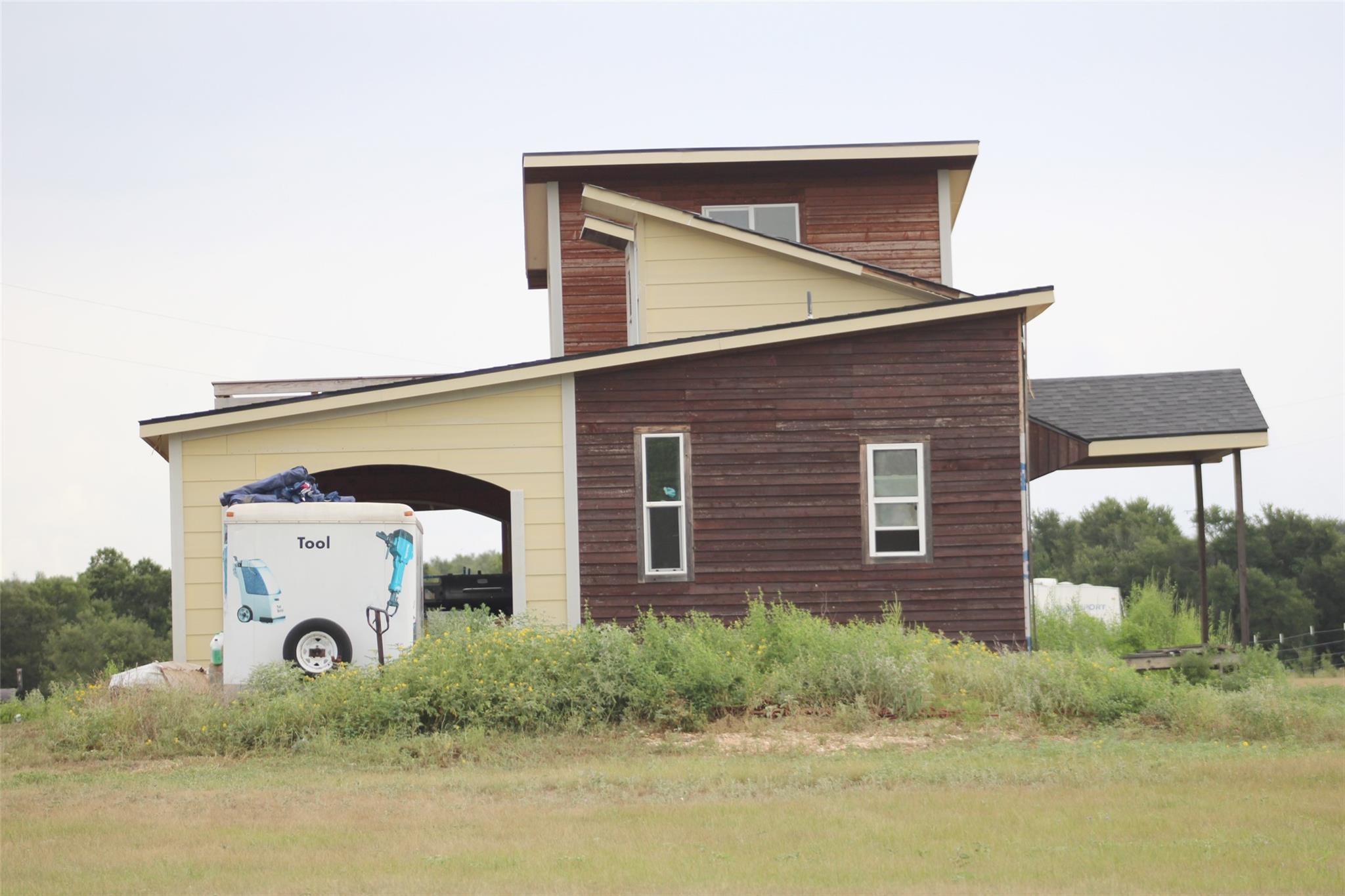 353 Littig Rd, Elgin, TX 78621