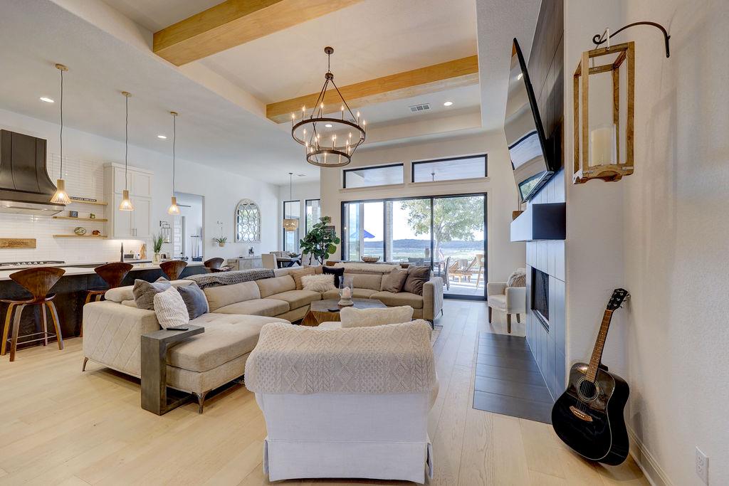 Lago Vista, TX 78645