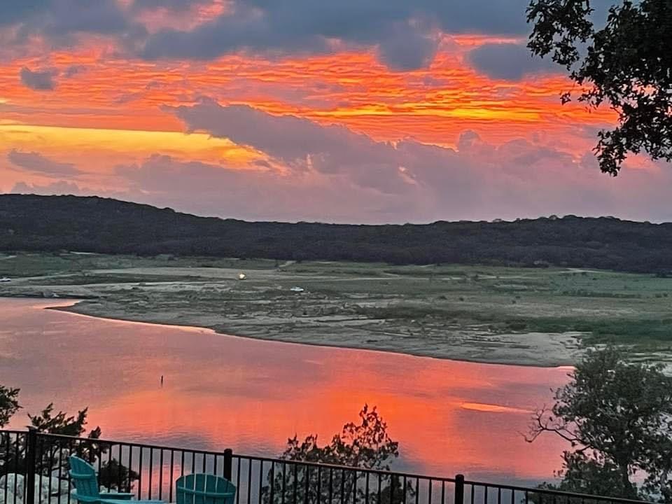 Lago Vista, TX 78645