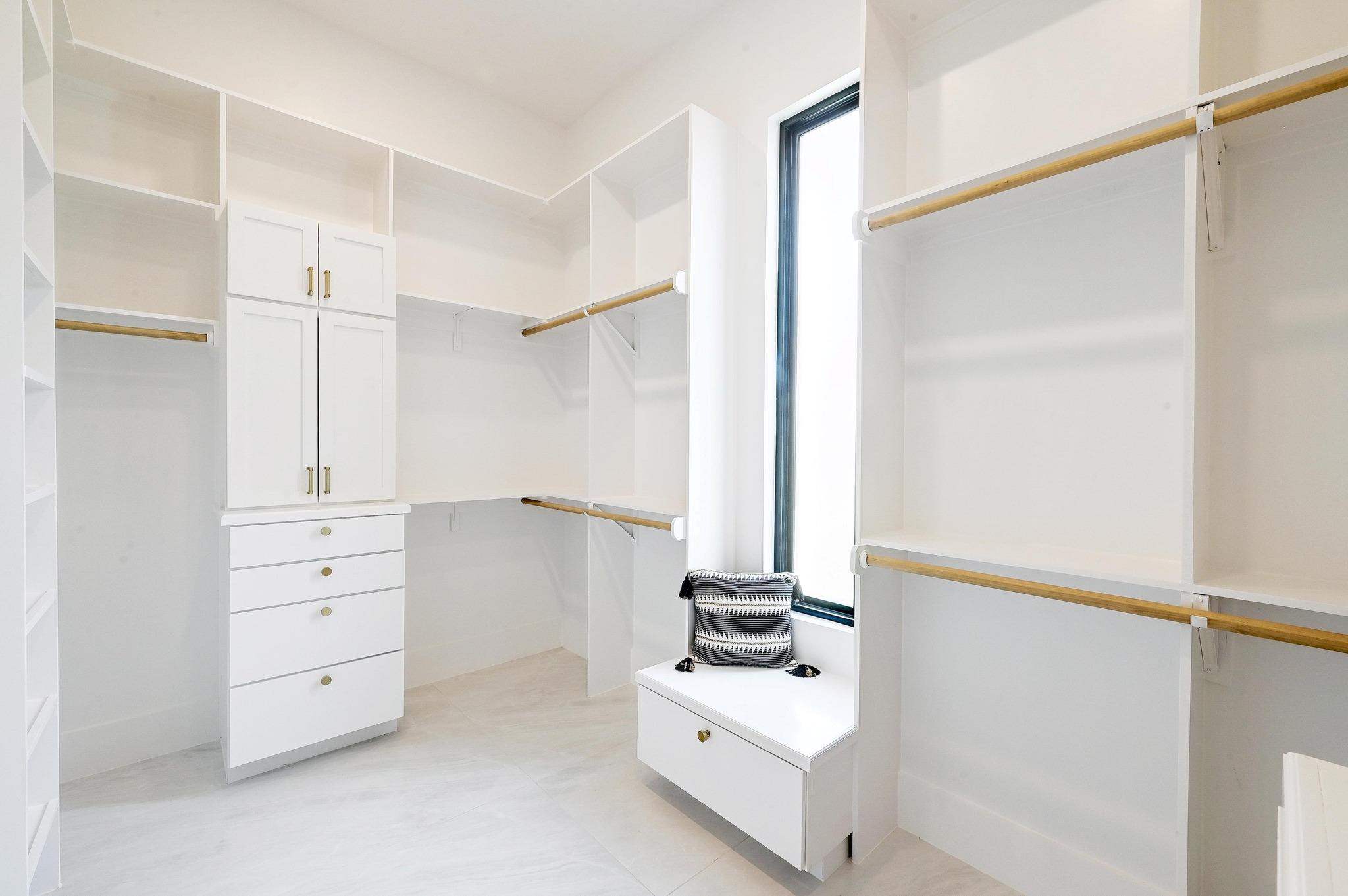 1719 Piedmont, Austin, TX 78757