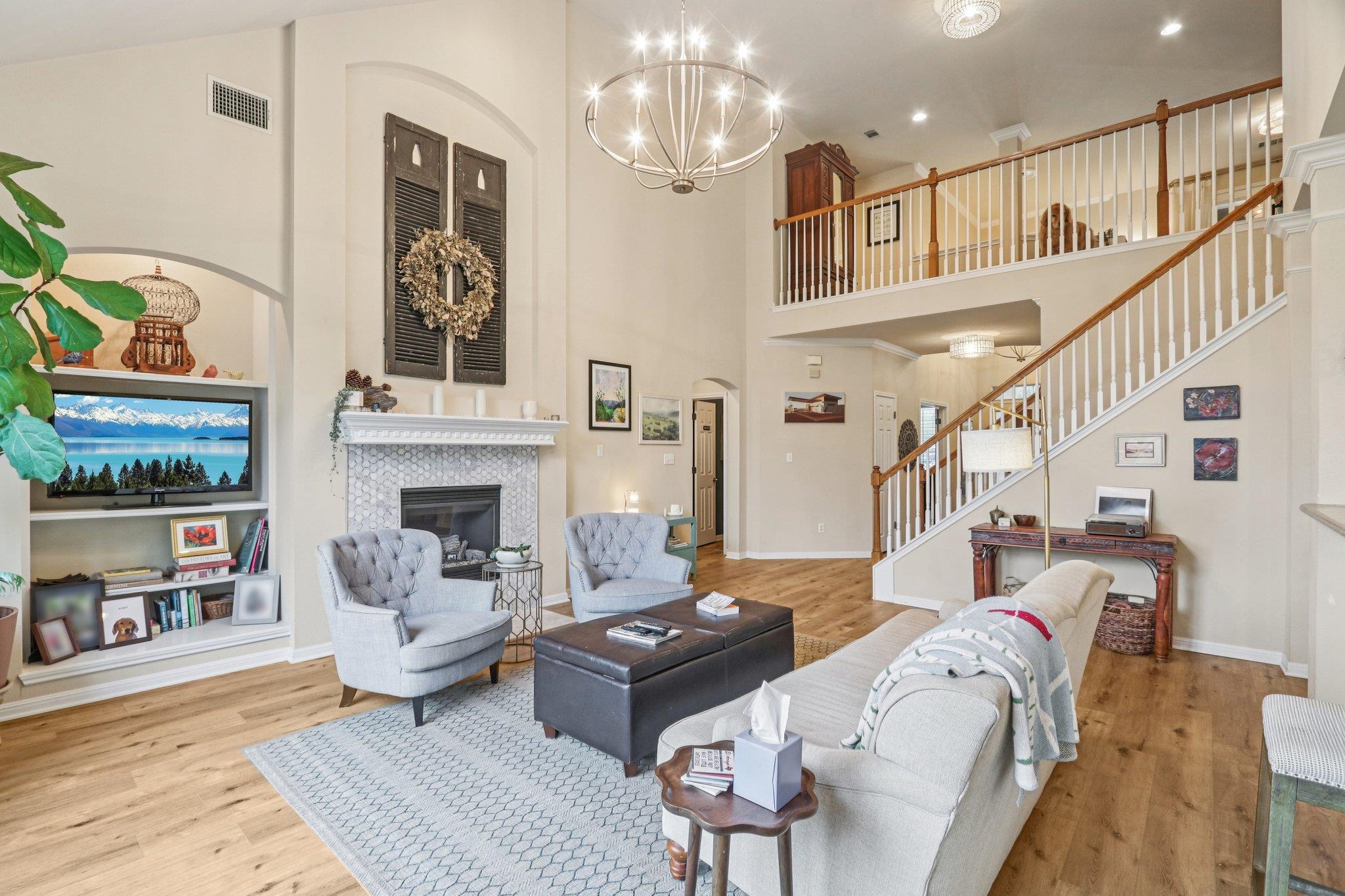 7124 Via Dono Dr, Austin, TX 78749