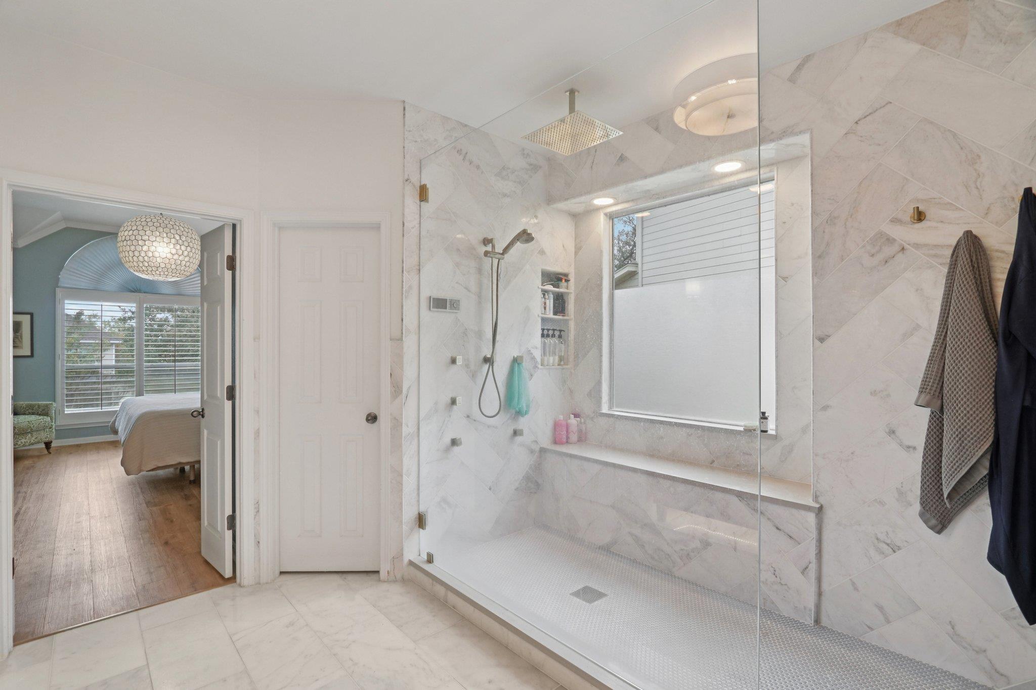 7124 Via Dono Dr, Austin, TX 78749