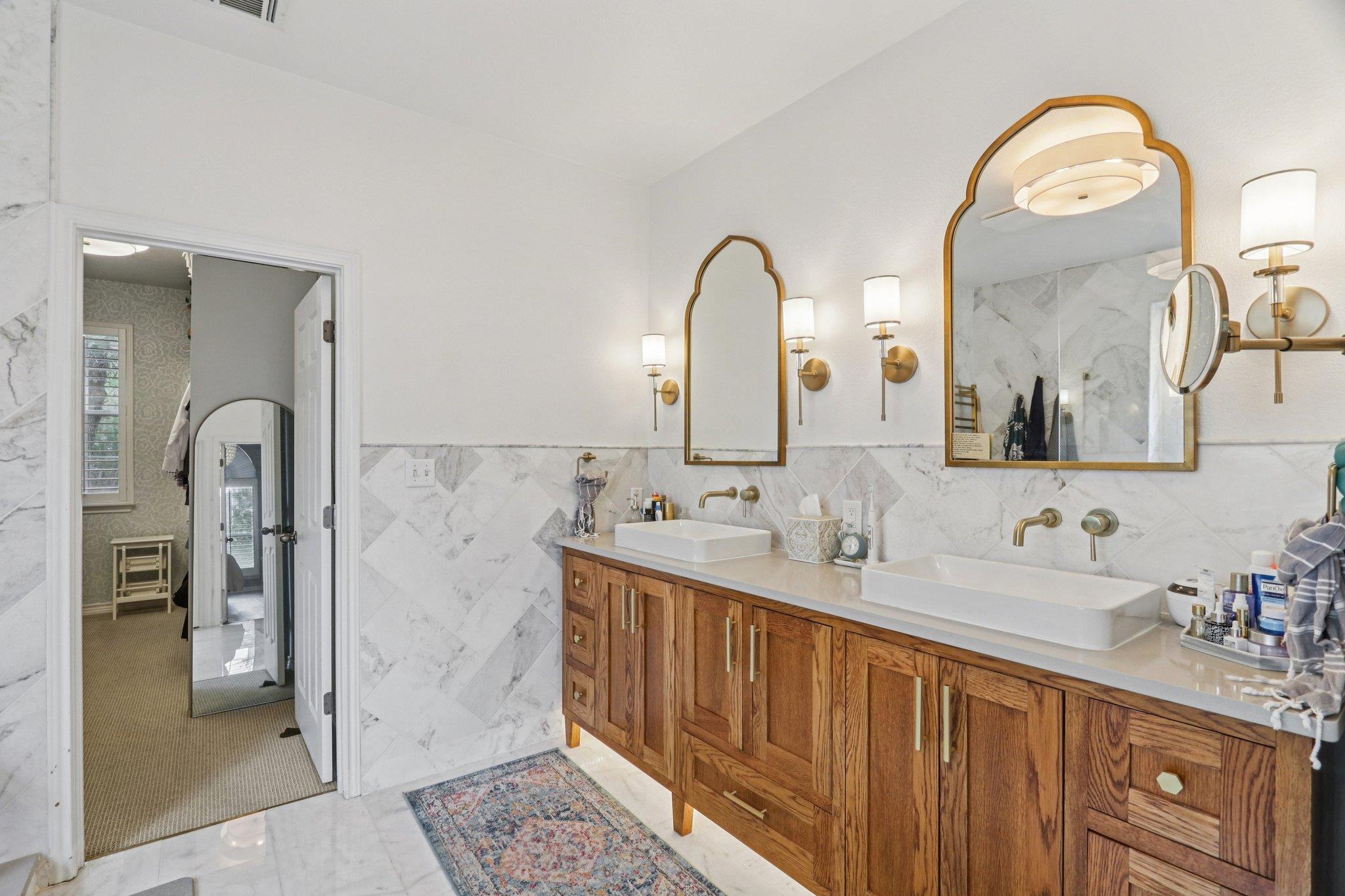 7124 Via Dono Dr, Austin, TX 78749