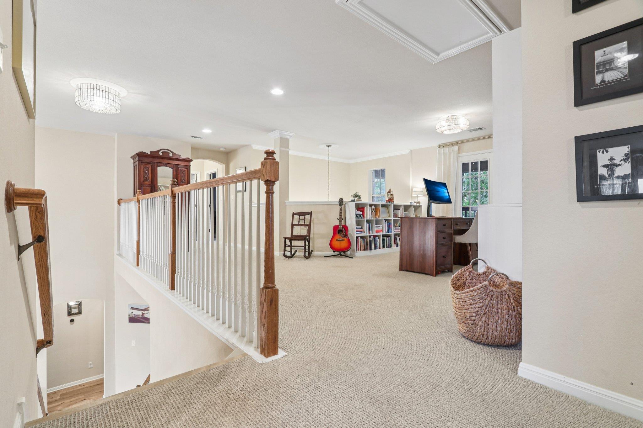 7124 Via Dono Dr, Austin, TX 78749