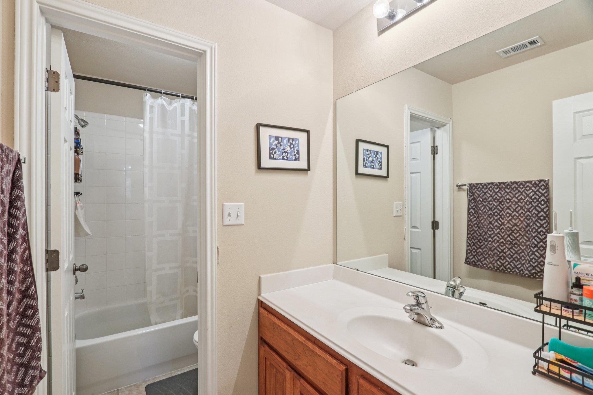 7124 Via Dono Dr, Austin, TX 78749