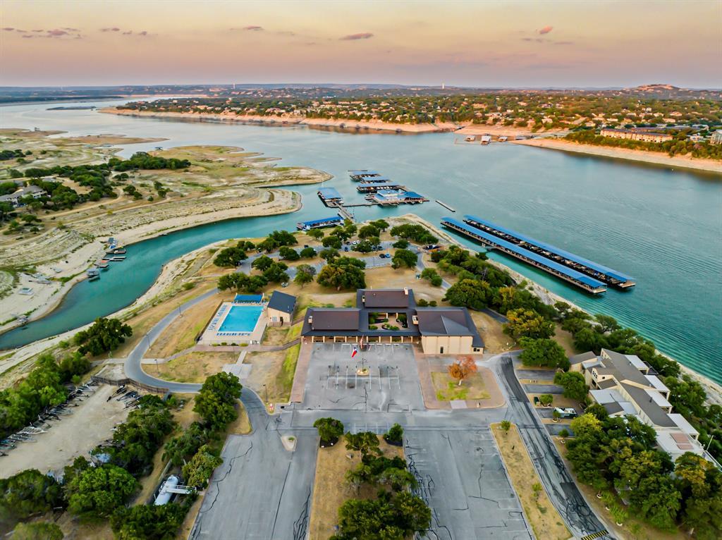 103 Comanche Pt, Point Venture, TX 78645