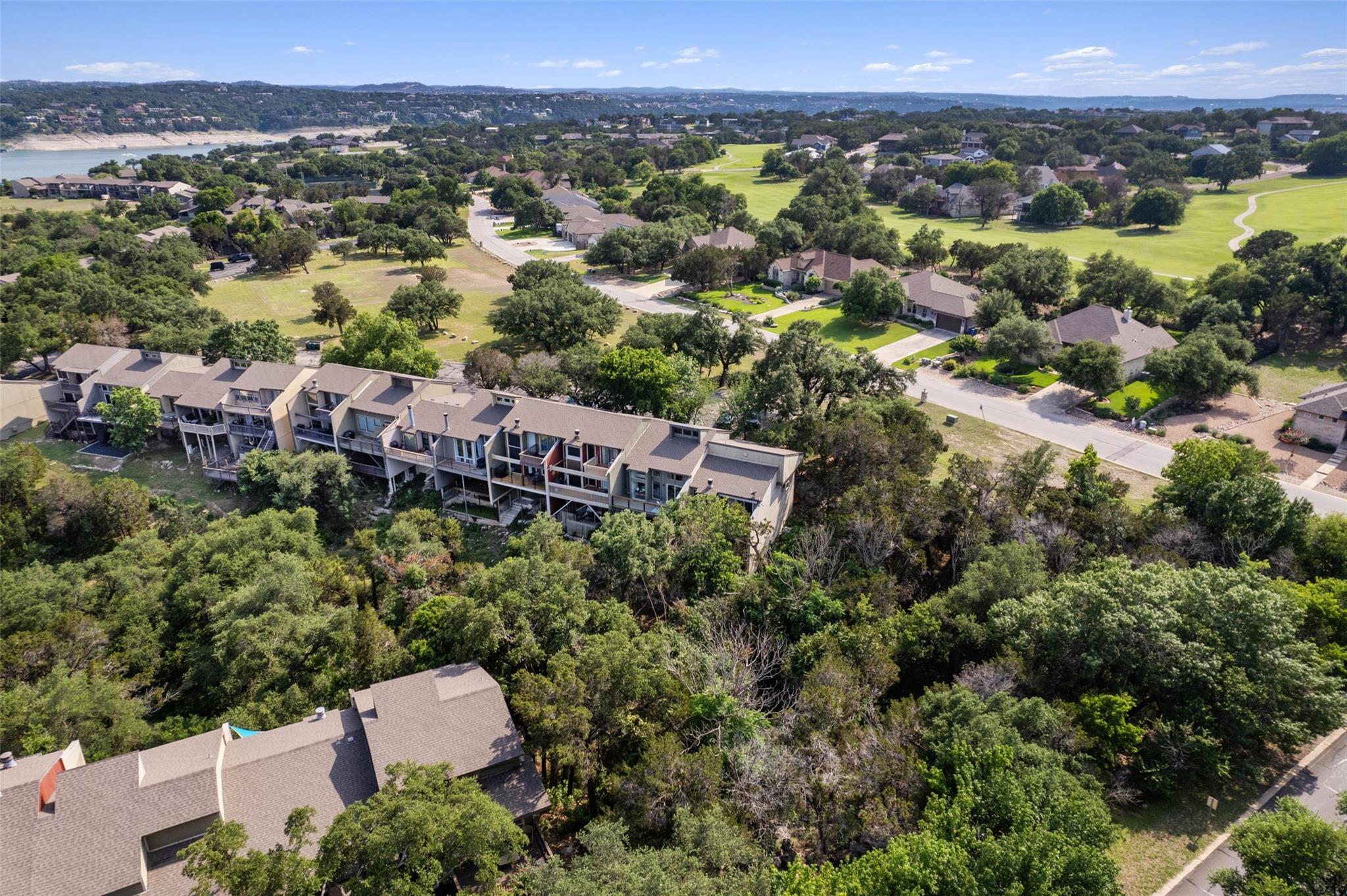 103 Comanche Pt, Point Venture, TX 78645