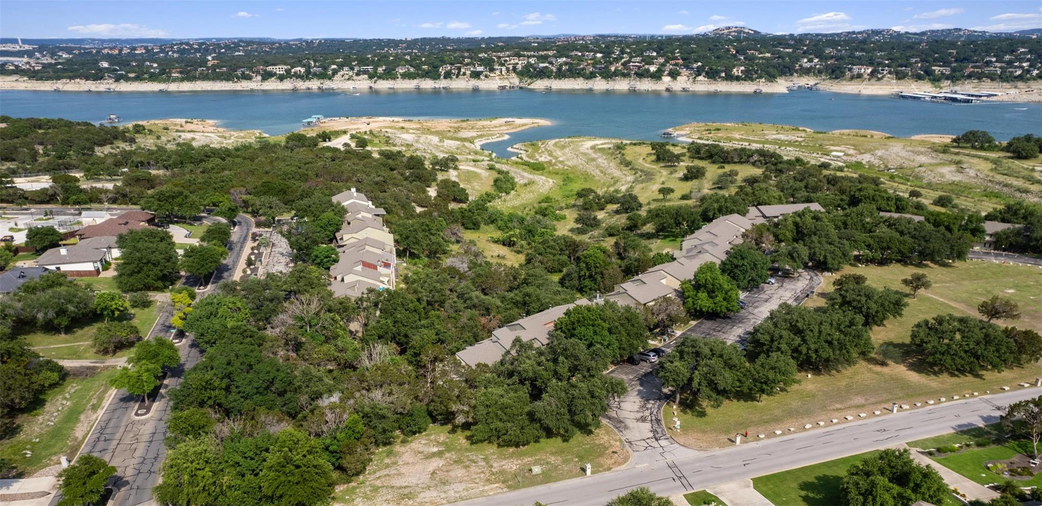 103 Comanche Pt, Point Venture, TX 78645