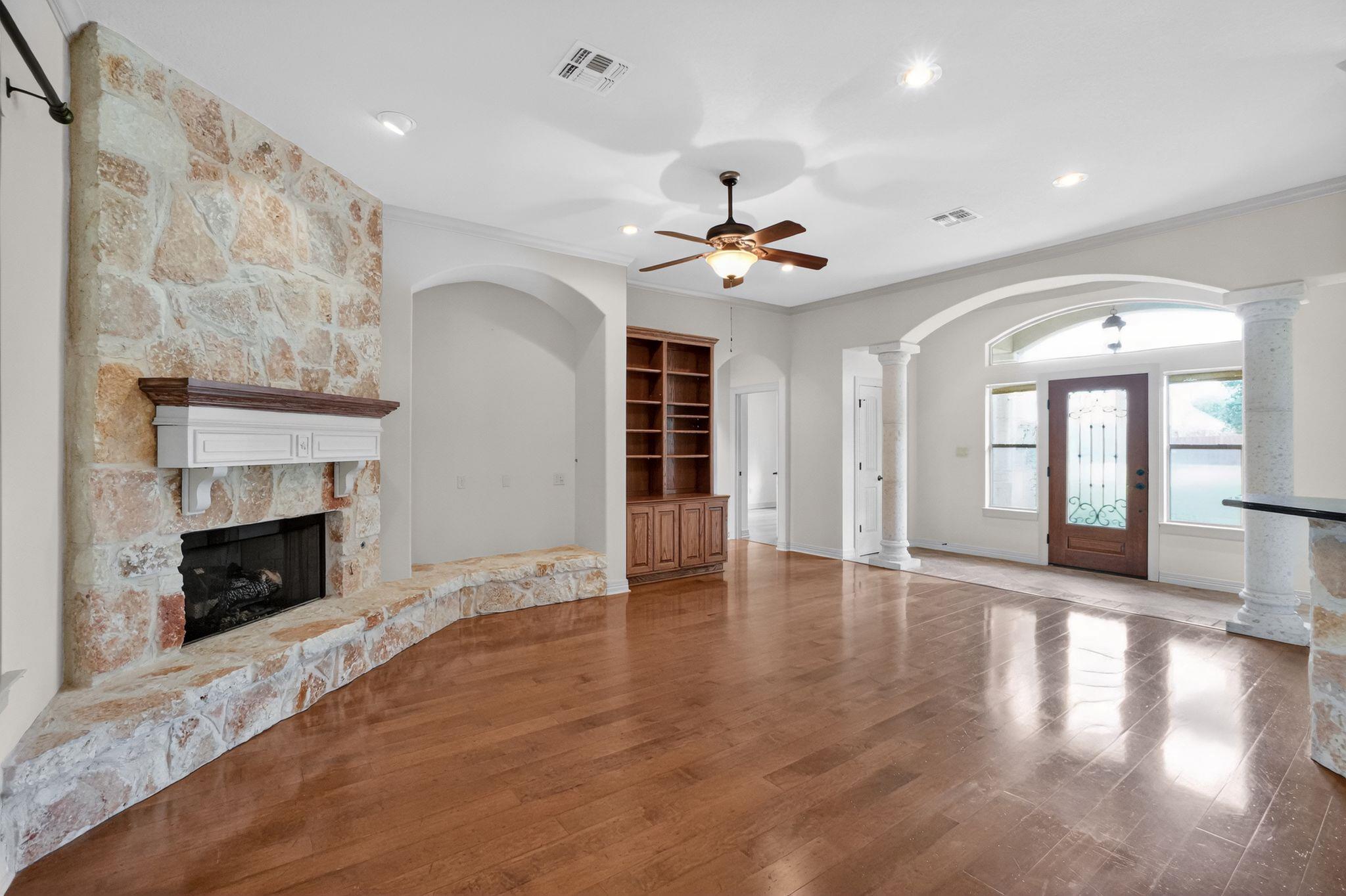 304 Speed Horse, Liberty Hill, TX 78642