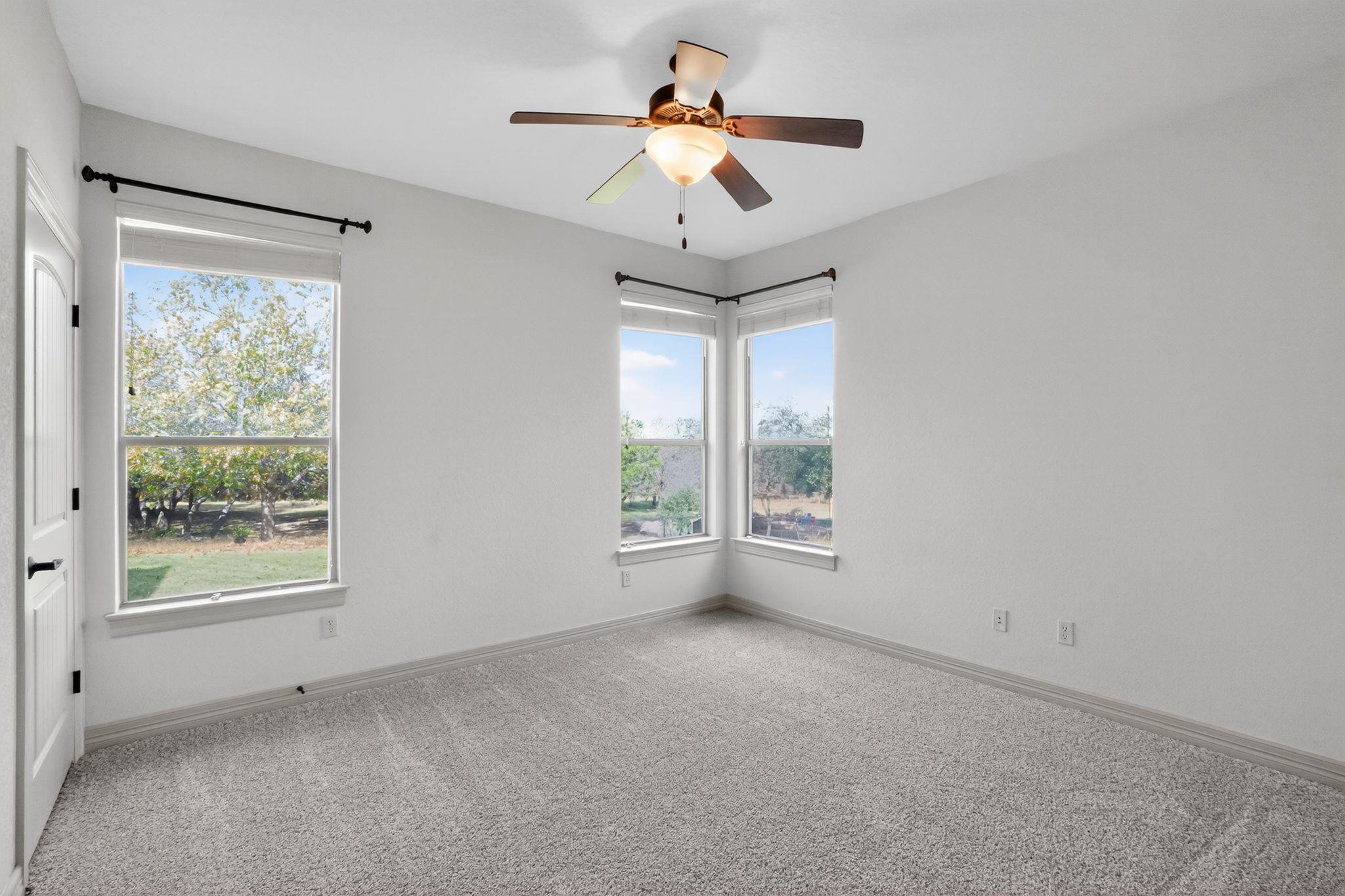 304 Speed Horse, Liberty Hill, TX 78642