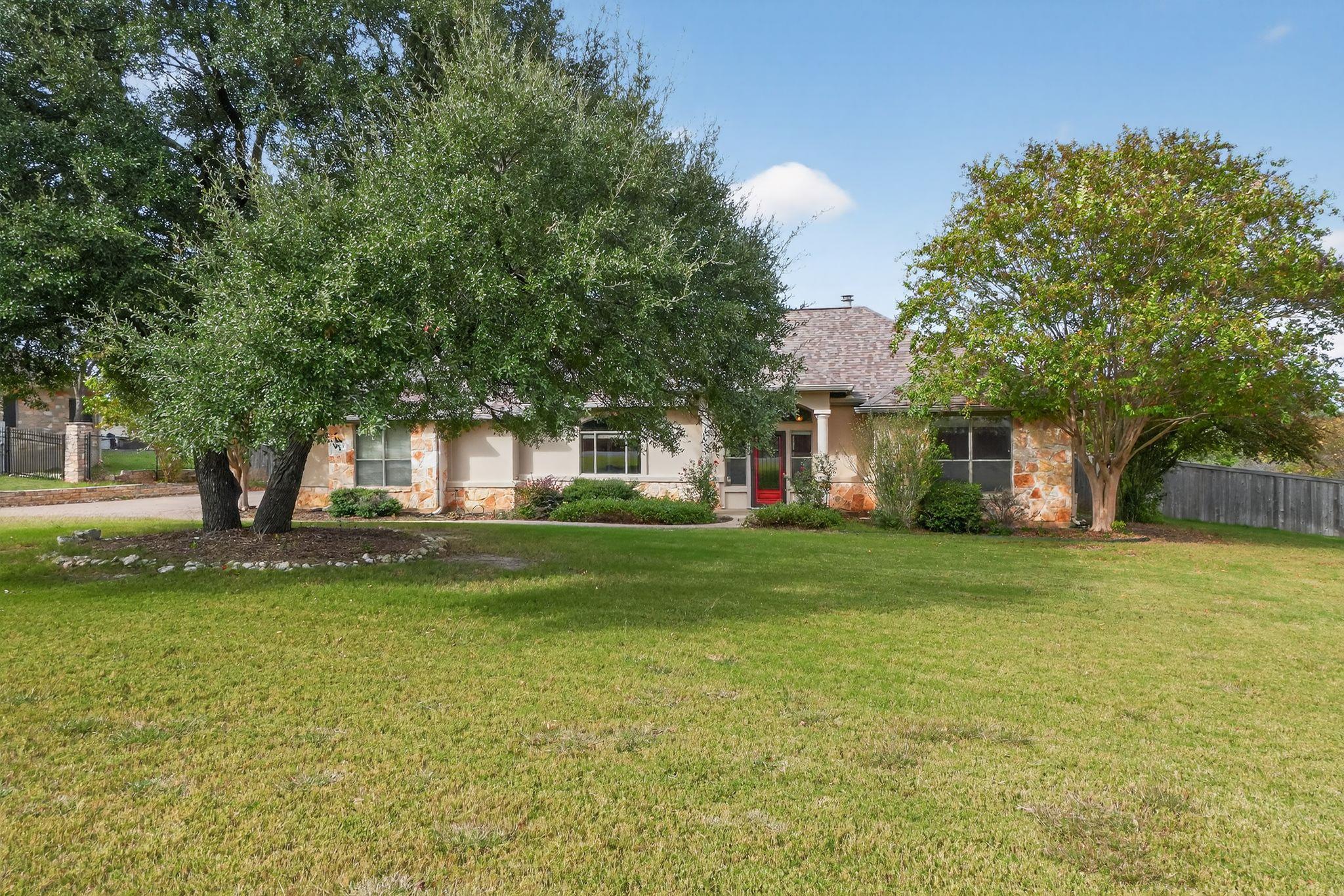 304 Speed Horse, Liberty Hill, TX 78642