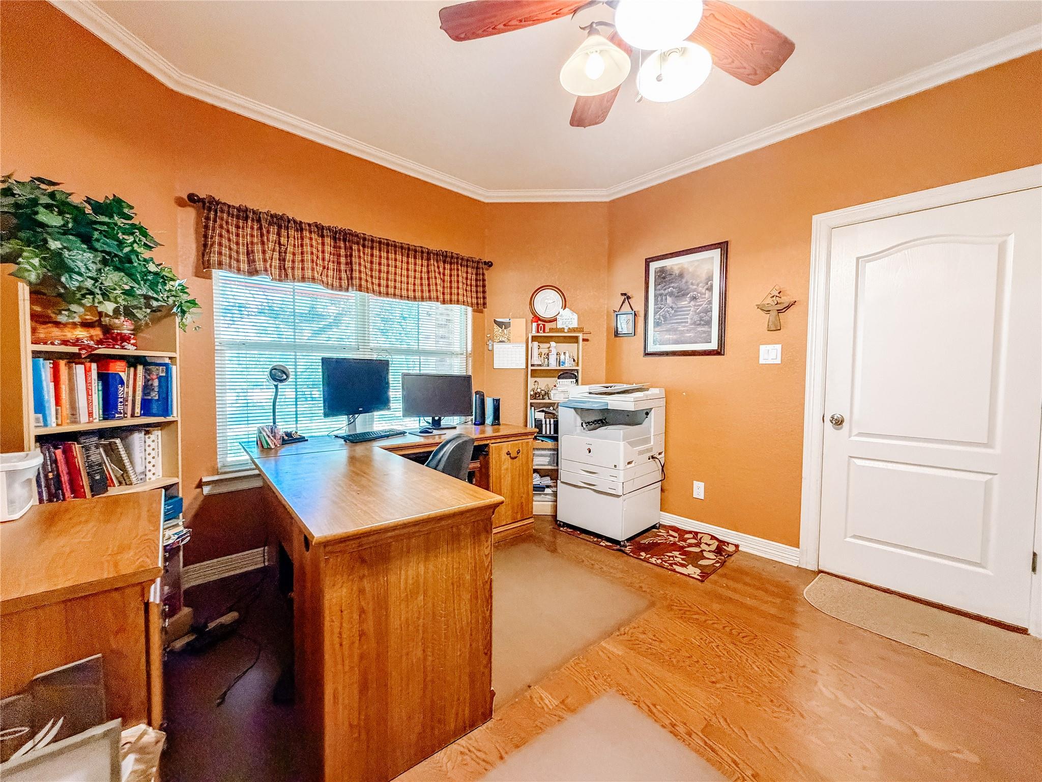 1027 Stagecoach Trl, San Marcos, TX 78666